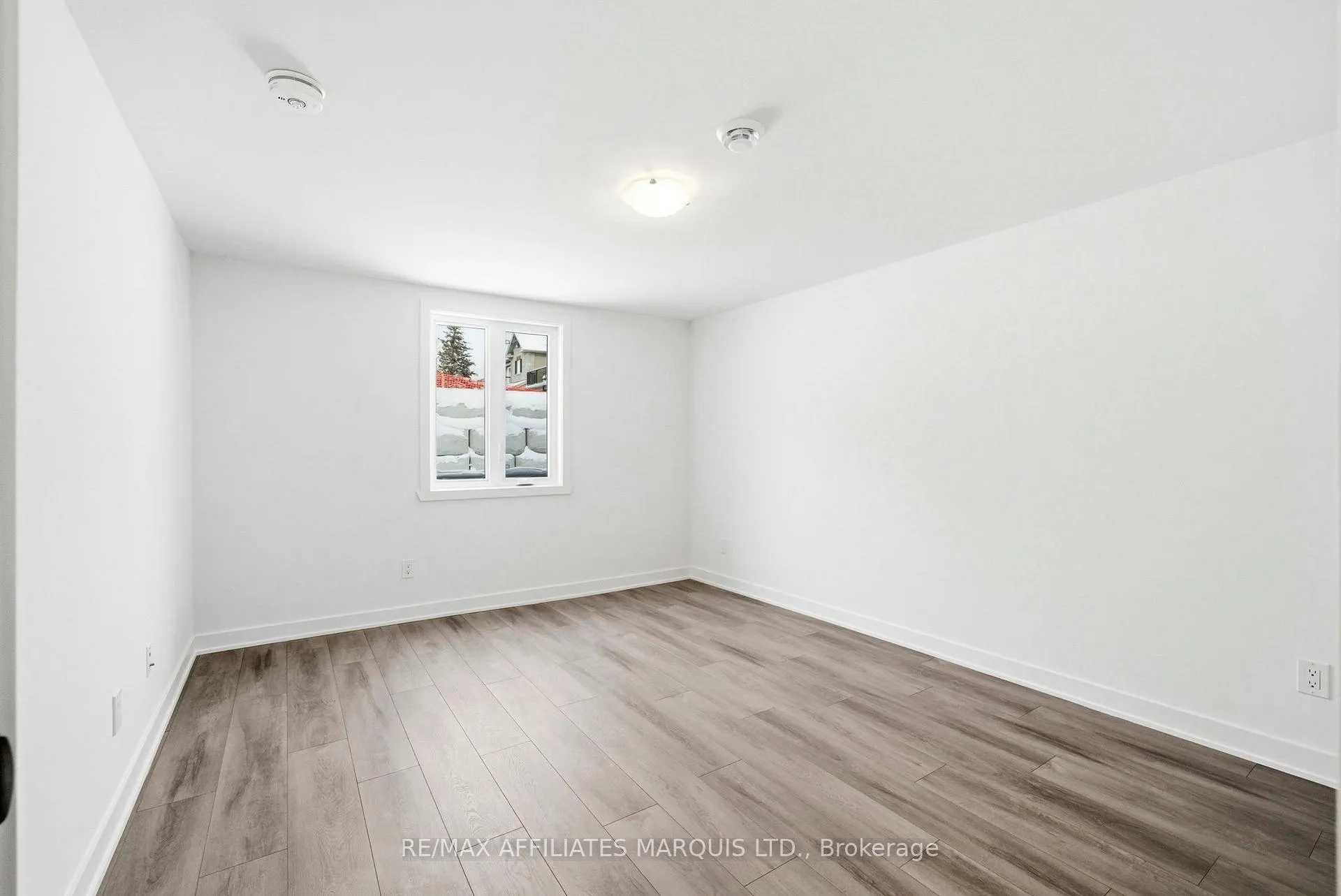 Photo 17 of Unit 209, 229 Water Street E, Cornwall — HOMEH