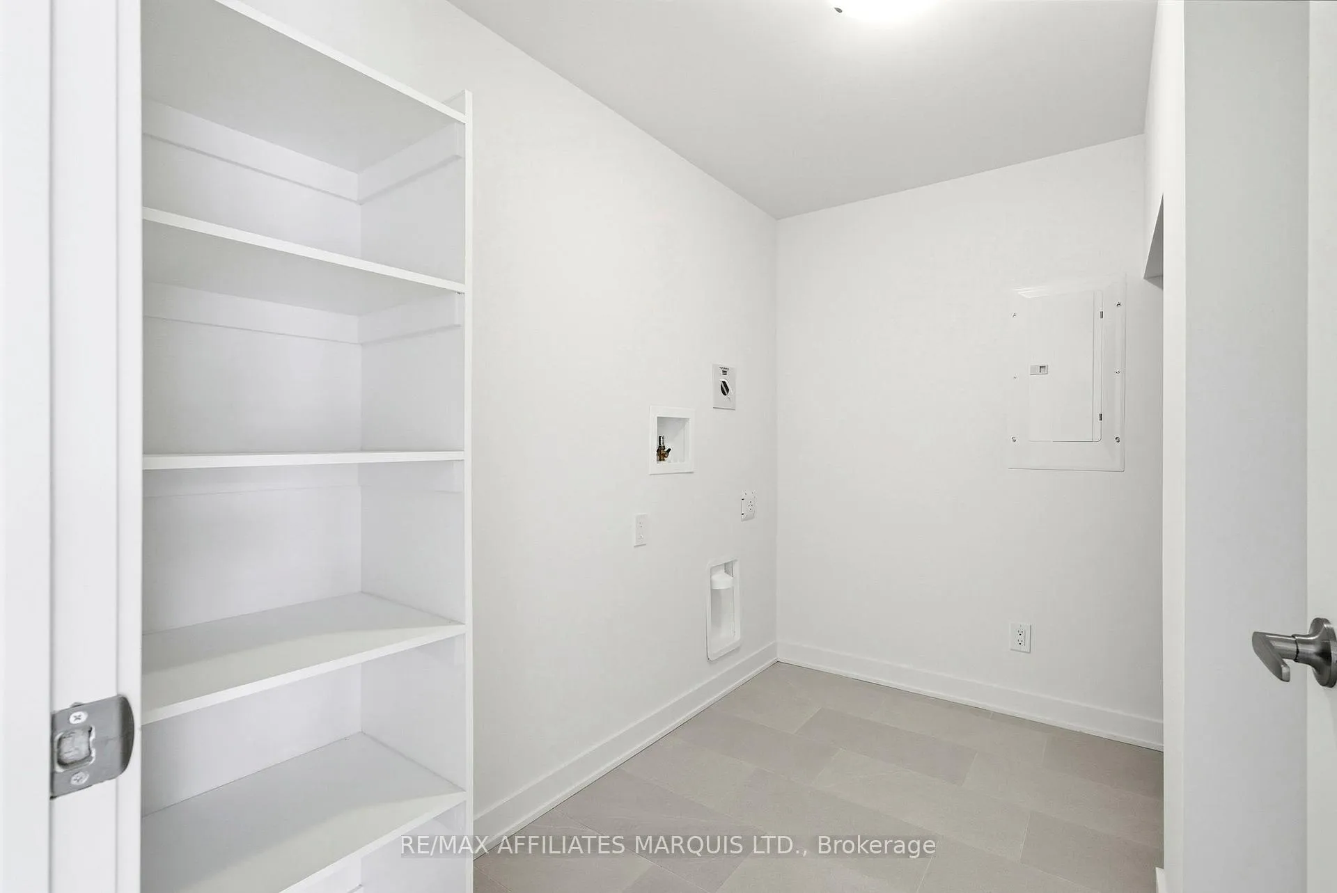 Photo 20 of Unit 209, 229 Water Street E, Cornwall — HOMEH