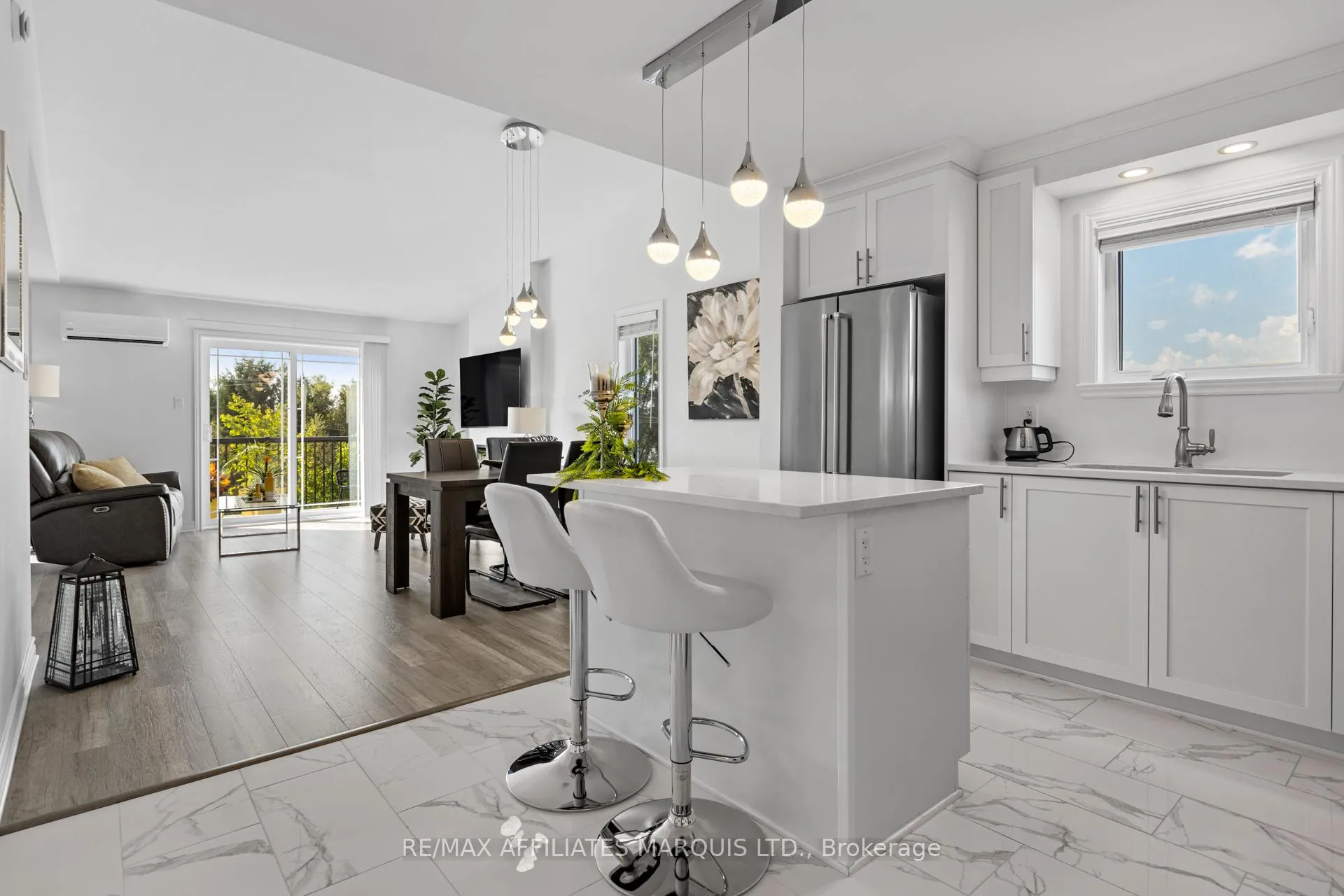 Photo 10 of Unit 206, 229 Water Street E, Cornwall — HOMEH