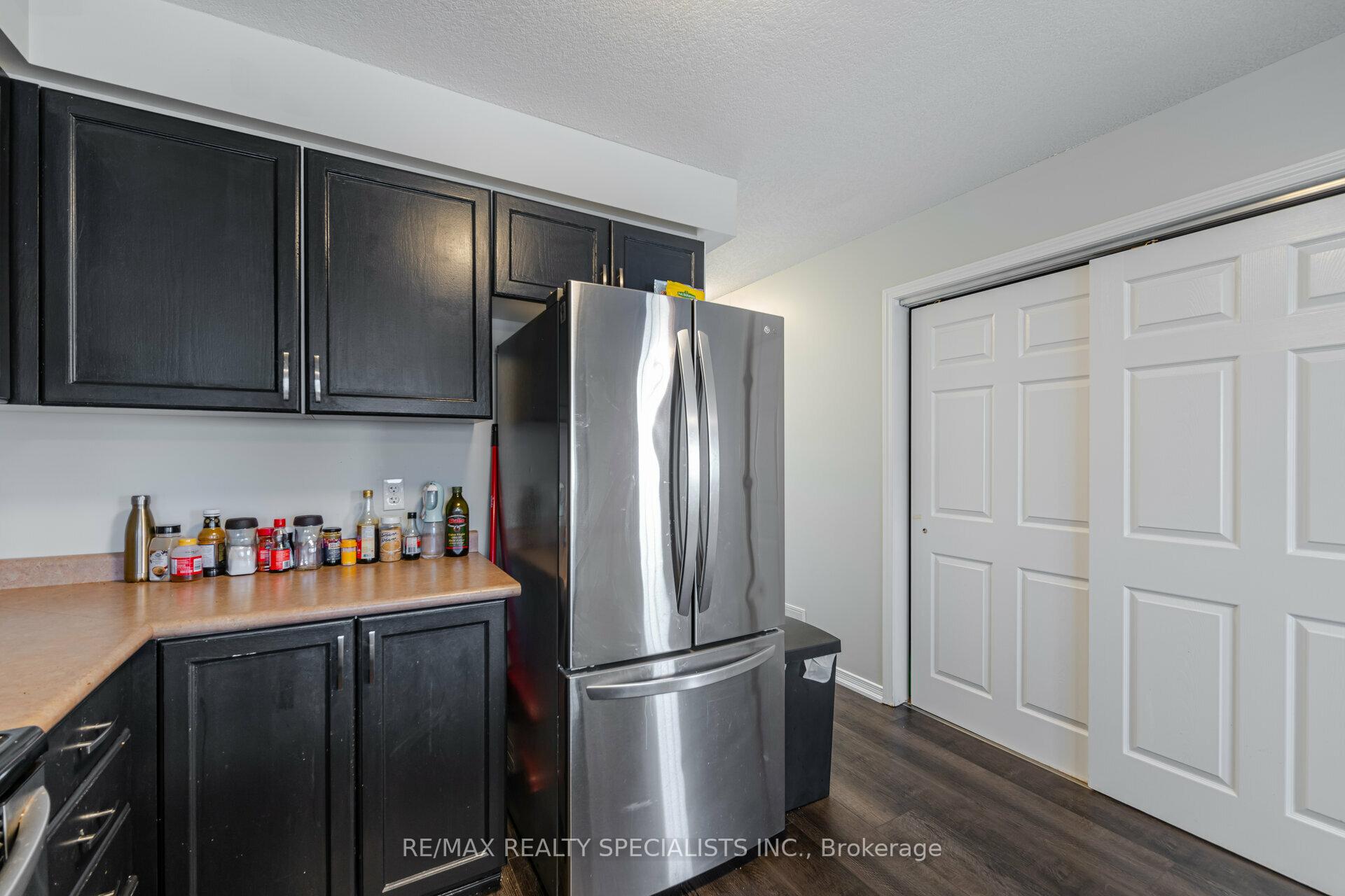 Photo 5 of Unit 8A, 50 Howe Drive, Kitchener — HOMEH