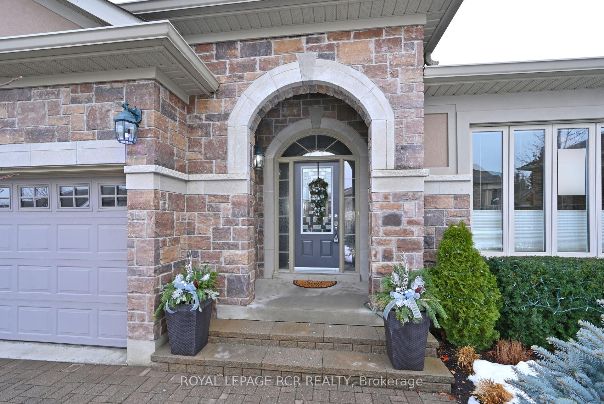 Photo 3 of 50 Hillcrest Drive, New Tecumseth, Alliston — HOMEH