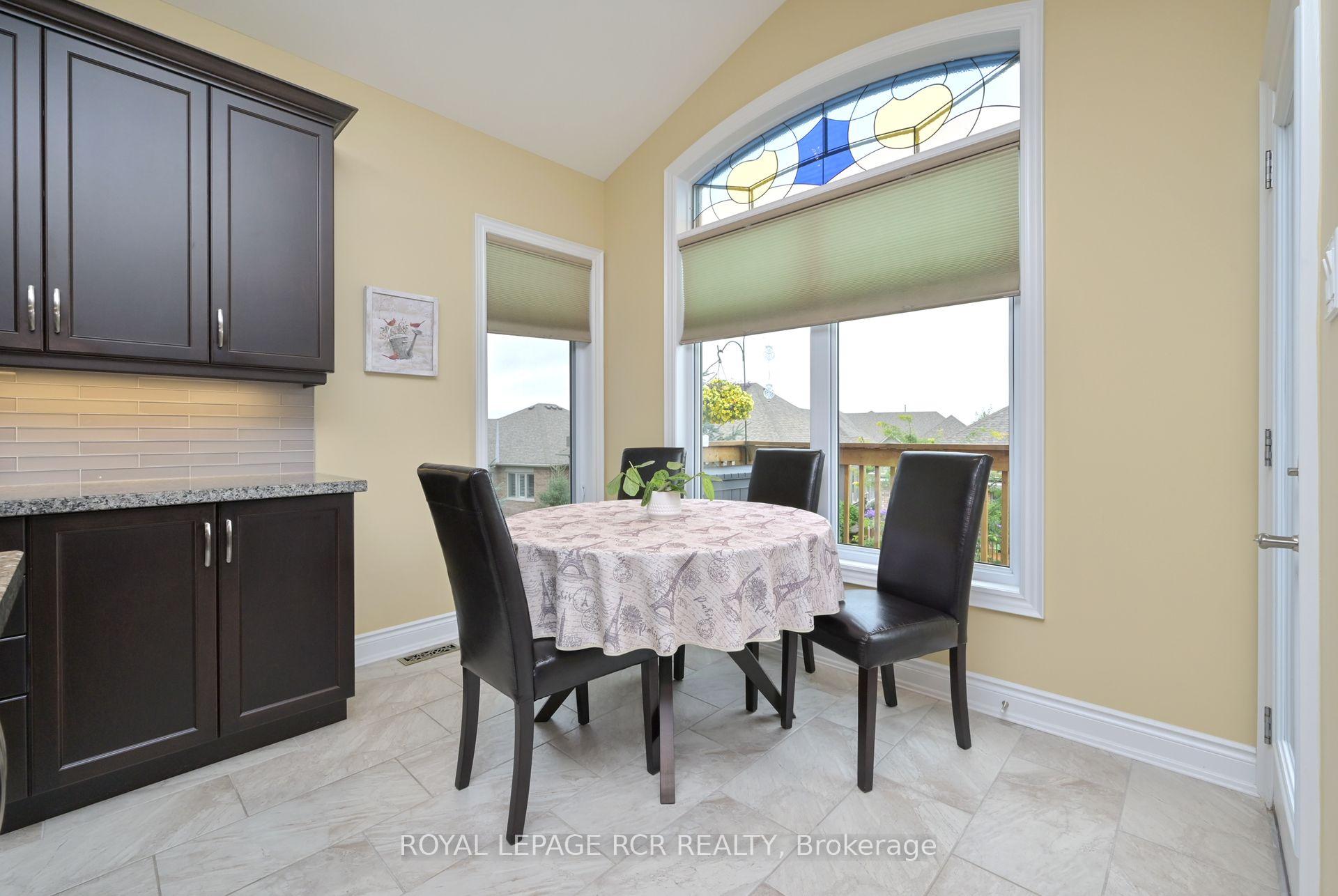 Photo 11 of 50 Hillcrest Drive, New Tecumseth, Alliston — HOMEH