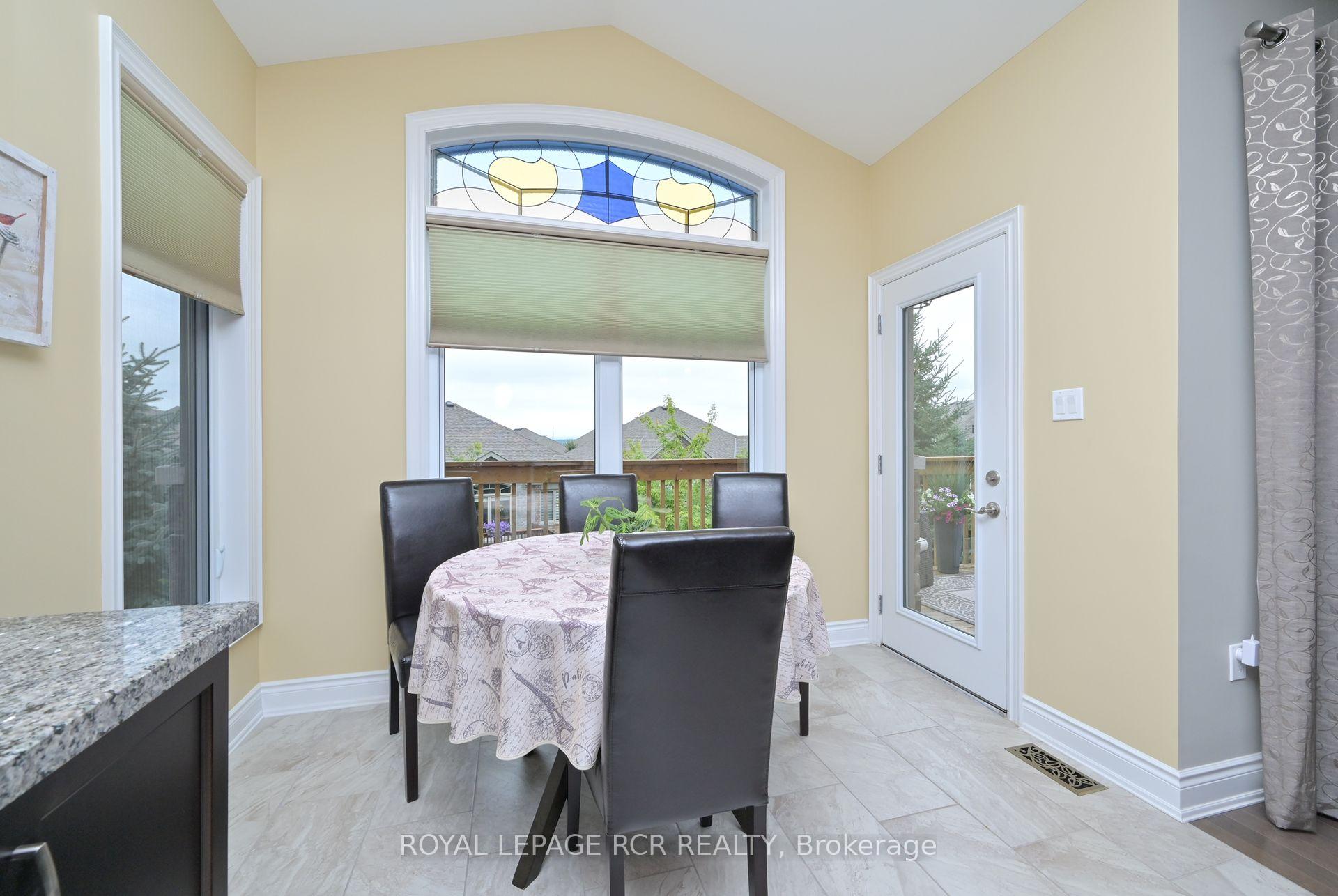 Photo 12 of 50 Hillcrest Drive, New Tecumseth, Alliston — HOMEH