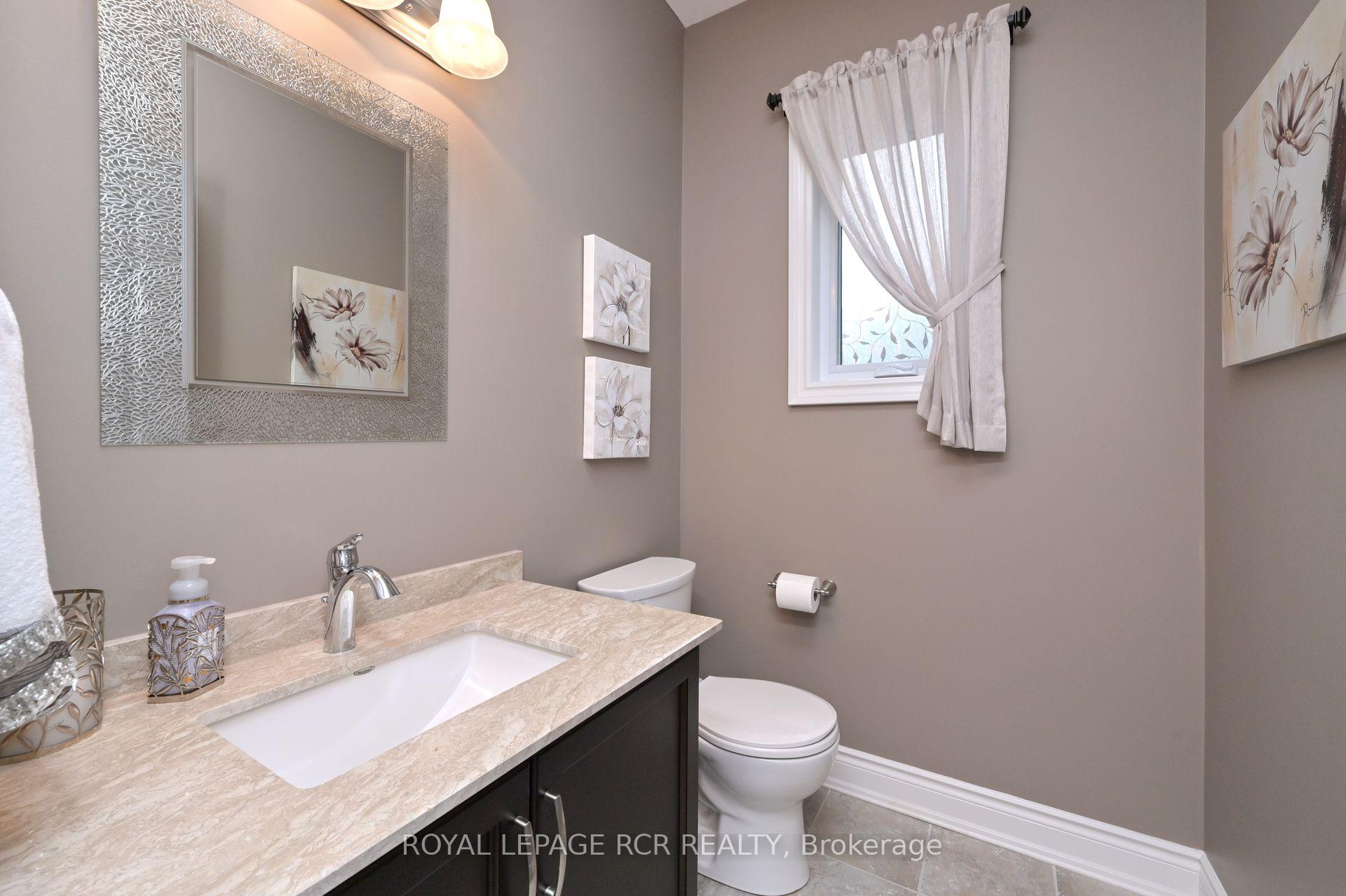 Photo 25 of 50 Hillcrest Drive, New Tecumseth, Alliston — HOMEH