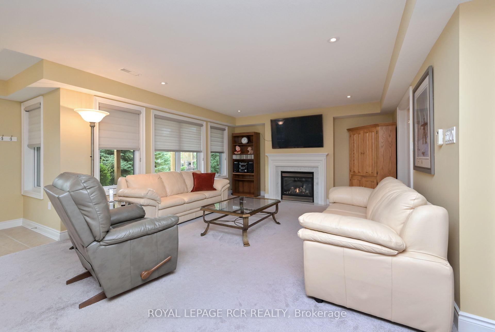 Photo 30 of 50 Hillcrest Drive, New Tecumseth, Alliston — HOMEH