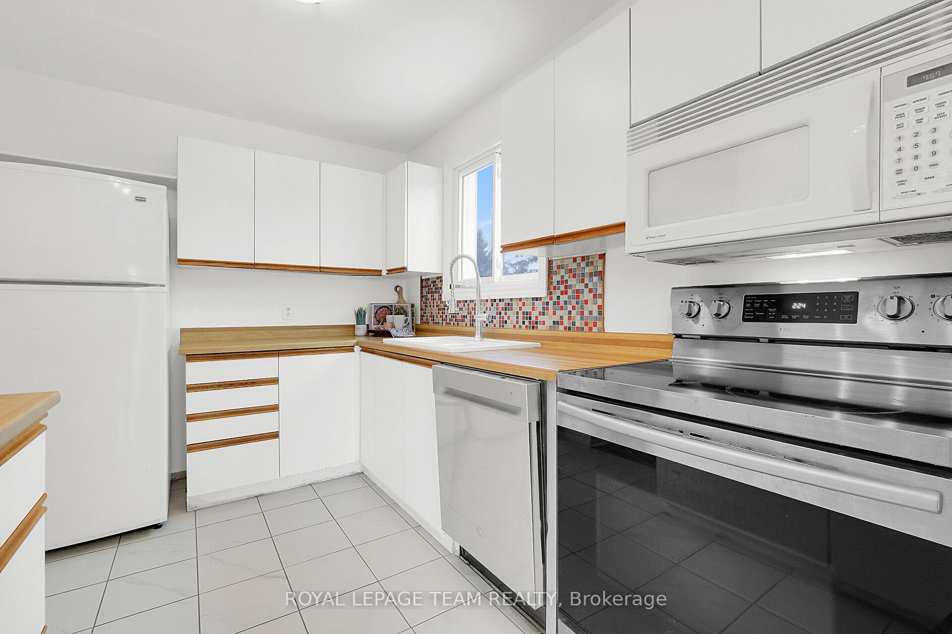 Photo 11 of Unit 207, 24 Townline Road W, Carleton Place — HOMEH