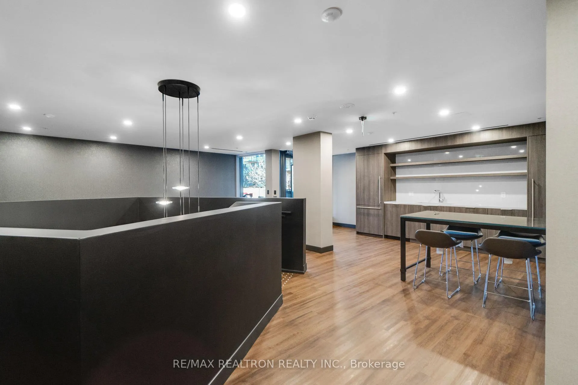 Photo 3 of Unit 310, 2525 Bathurst Street, Toronto, Forest Hill North — HOMEH