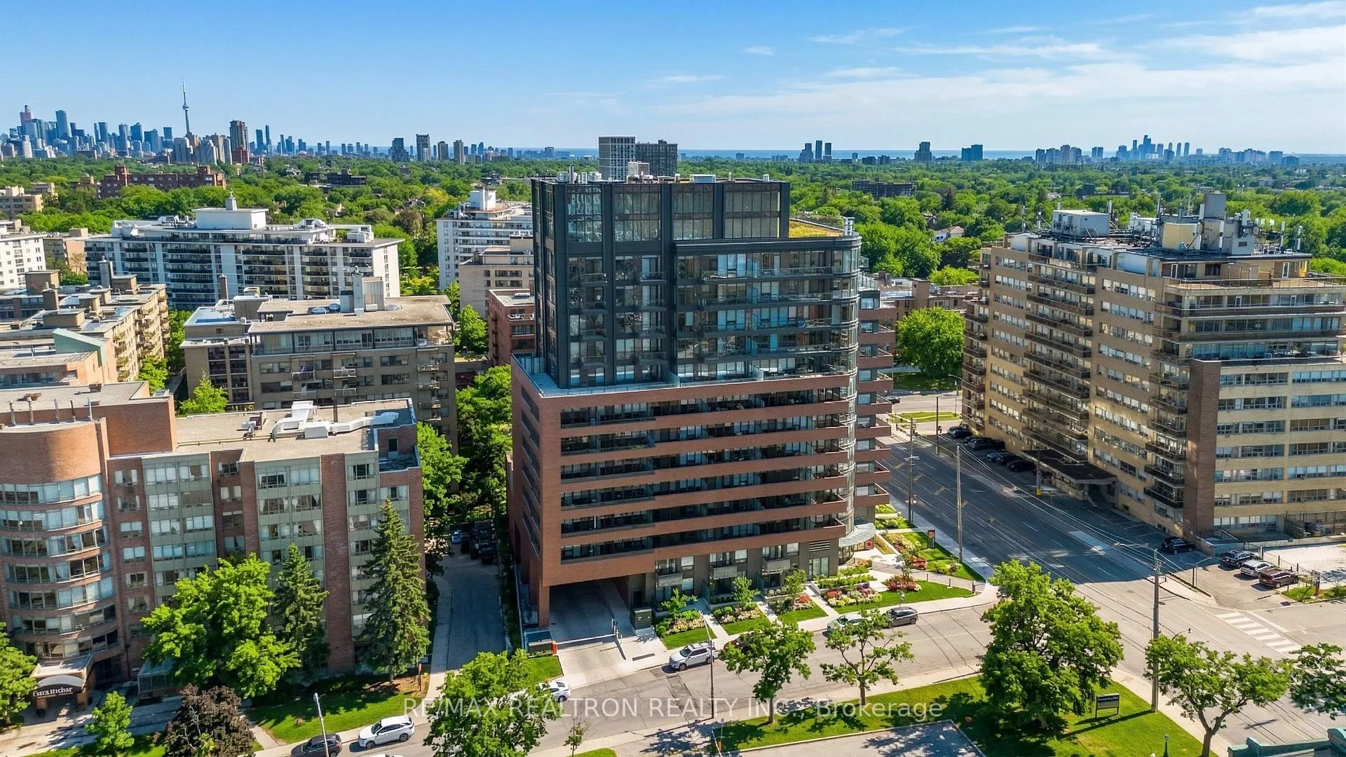 Photo 5 of Unit 310, 2525 Bathurst Street, Toronto, Forest Hill North — HOMEH