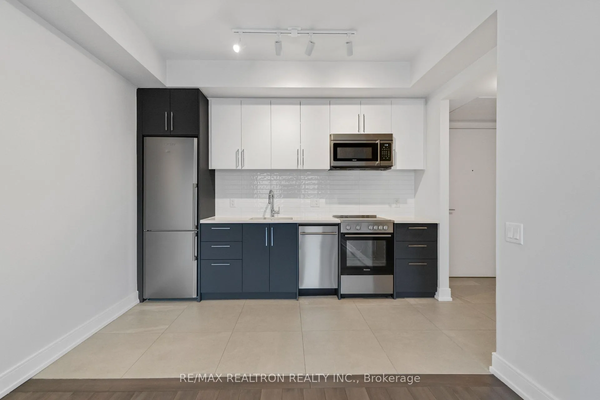 Photo 34 of Unit 310, 2525 Bathurst Street, Toronto, Forest Hill North — HOMEH