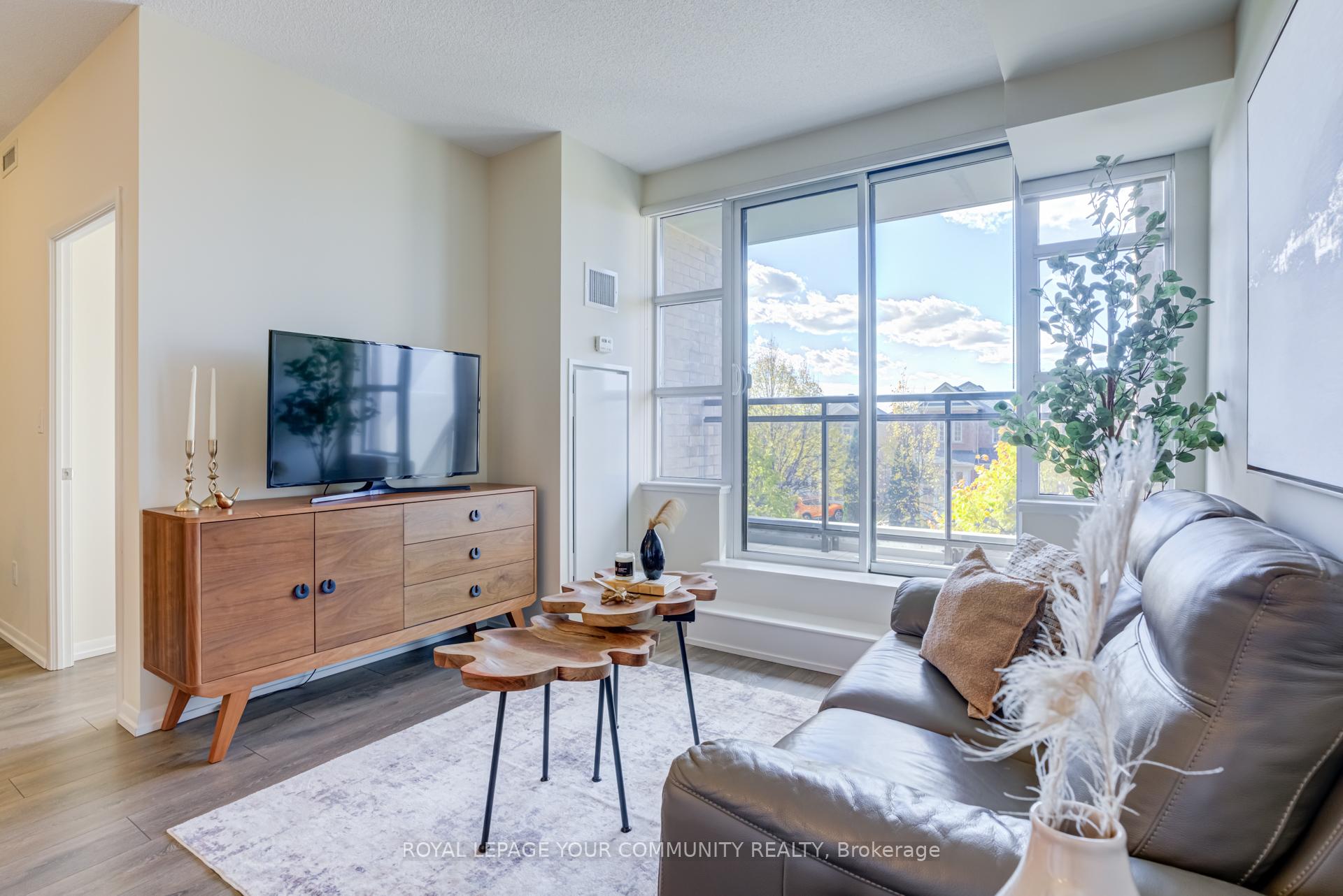 Front of Unit 222, 540 Bur Oak Avenue