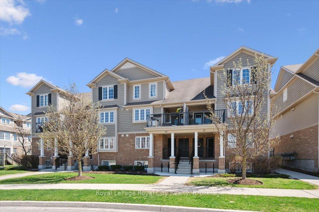 Photo 2 of Unit 19B, 15 Carere Crescent, Guelph, Victoria North — HOMEH