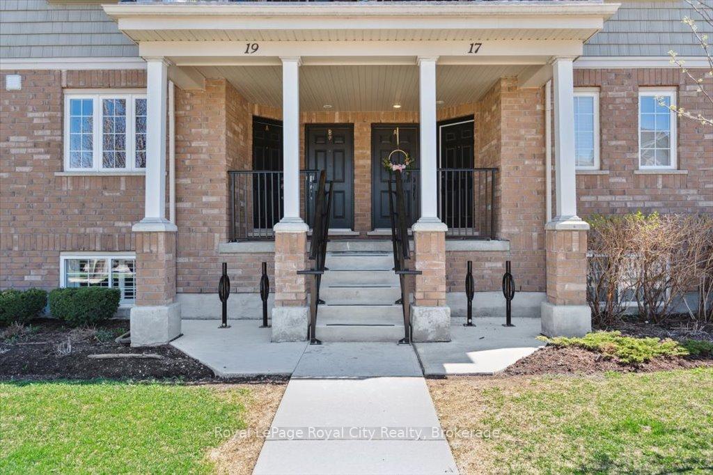 Photo 4 of Unit 19B, 15 Carere Crescent, Guelph, Victoria North — HOMEH