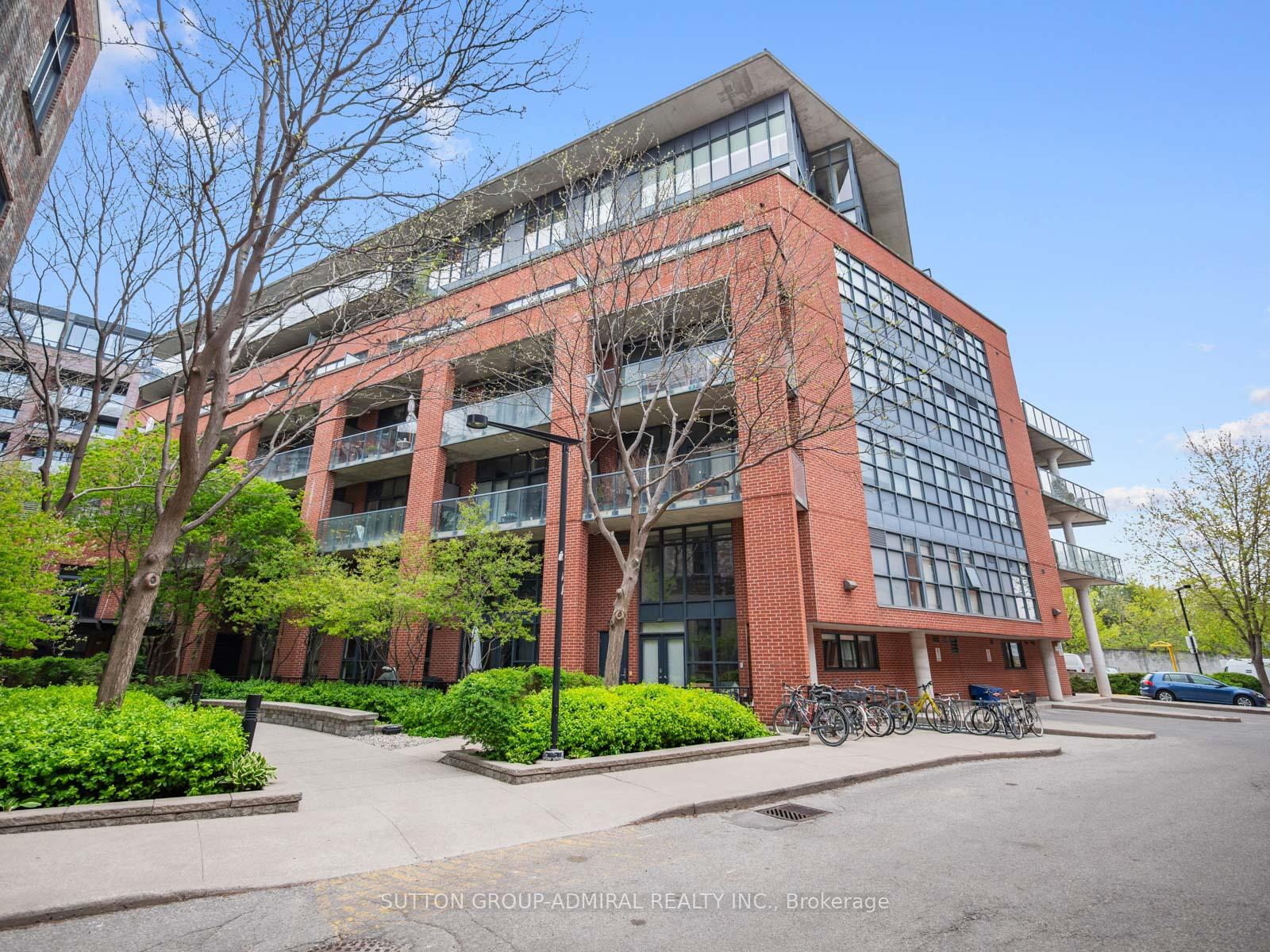 Photo 1 of Unit 307, 369 Sorauren Avenue, Toronto, Roncesvalles — HOMEH