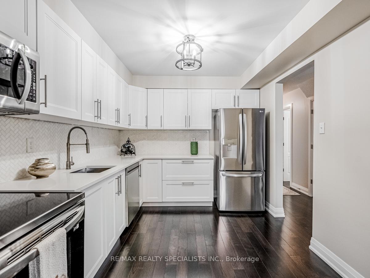 Photo 9 of Unit 199, 302 College, Guelph, Dovercliffe Park/Old University — HOMEH