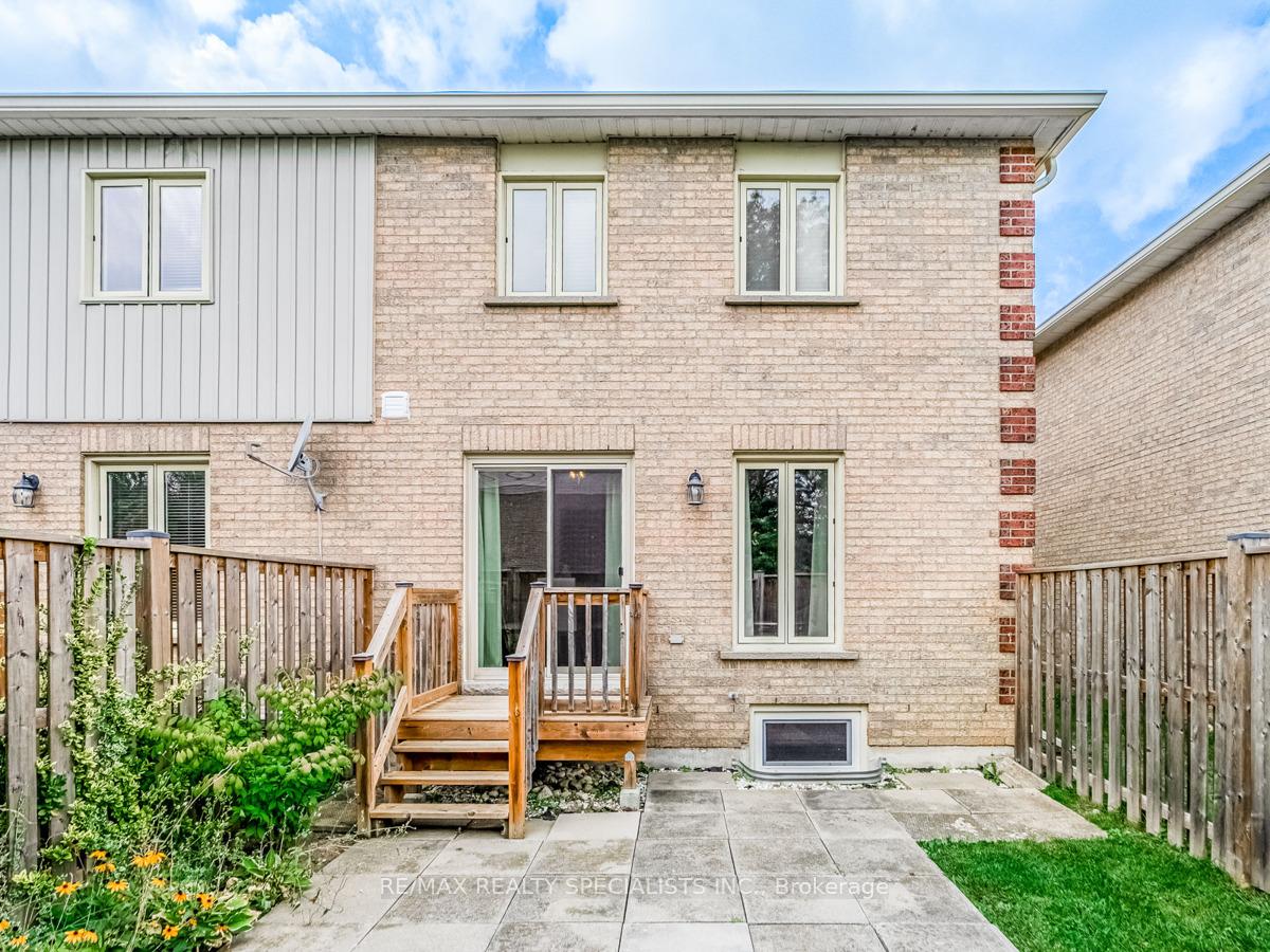 Photo 32 of Unit 199, 302 College, Guelph, Dovercliffe Park/Old University — HOMEH