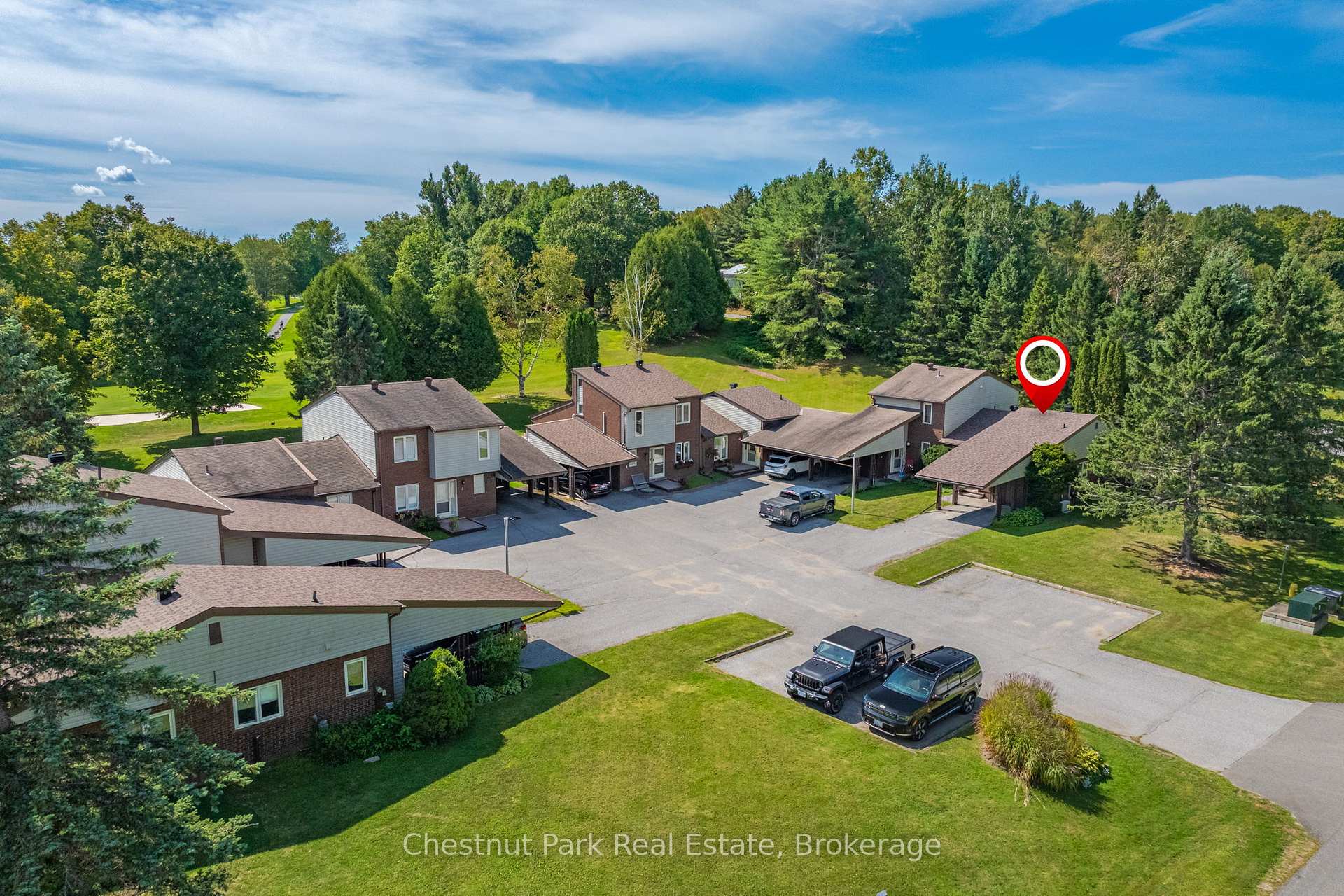 Photo 2 of Unit 8, 15 Golf Course Road, Bracebridge, Macaulay — HOMEH