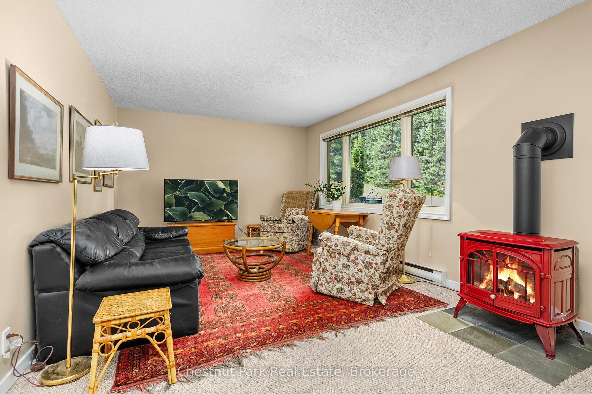 Photo 9 of Unit 8, 15 Golf Course Road, Bracebridge, Macaulay — HOMEH