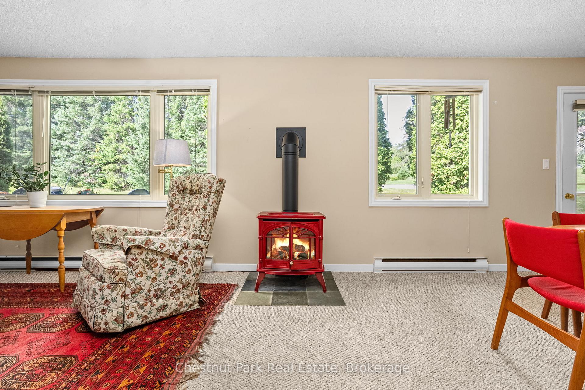 Photo 12 of Unit 8, 15 Golf Course Road, Bracebridge, Macaulay — HOMEH
