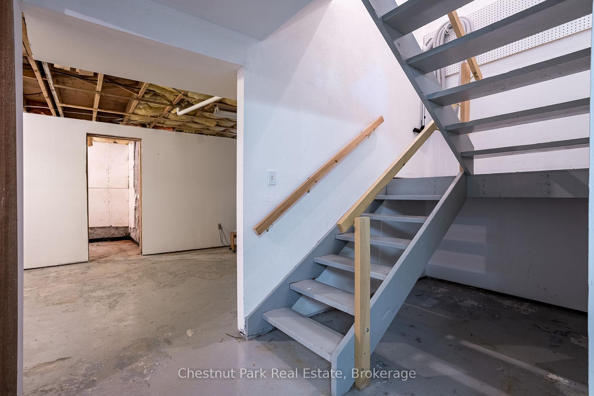 Photo 38 of Unit 8, 15 Golf Course Road, Bracebridge, Macaulay — HOMEH