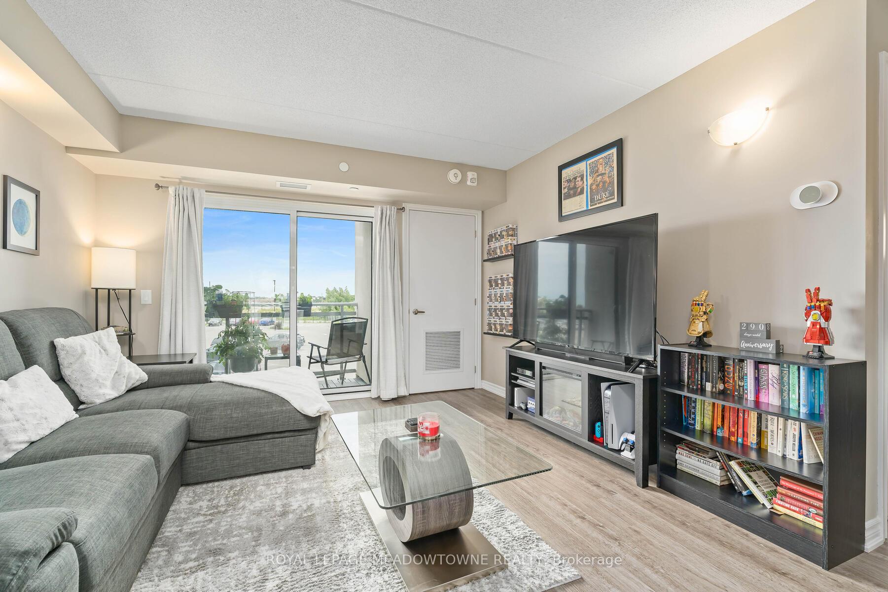 Photo 12 of Unit 207, 716 Main Street E, Milton, Timberlea — HOMEH