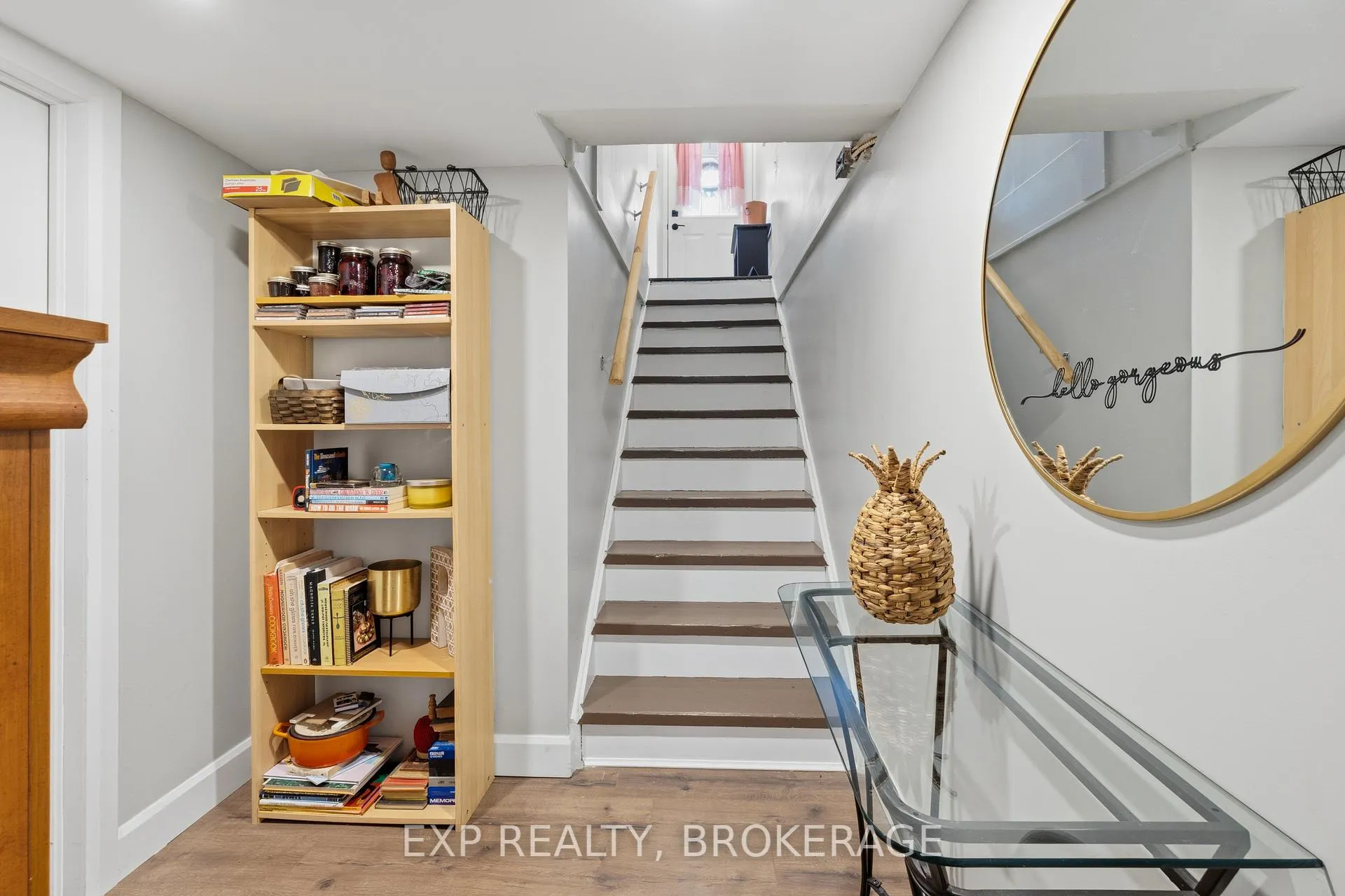 Photo 38 of 215 Victoria Avenue, Gananoque — HOMEH