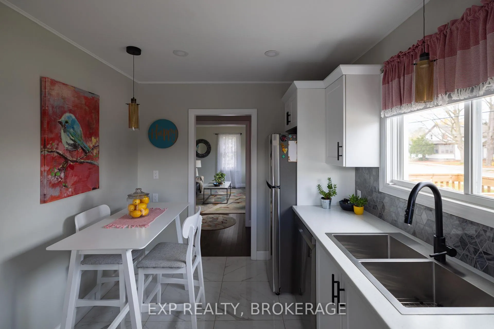 Photo 73 of 215 Victoria Avenue, Gananoque — HOMEH