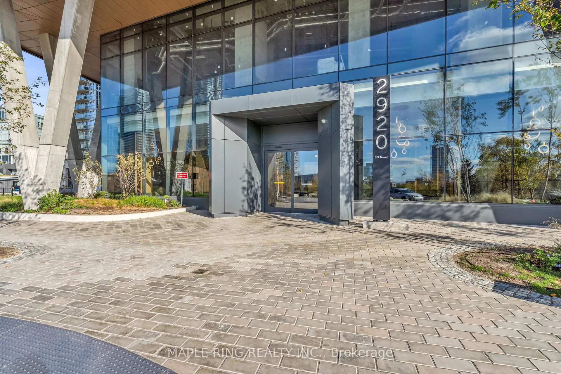 Photo 2 of Unit 5601, 2920 Highway 7 Road, Vaughan, Concord — HOMEH