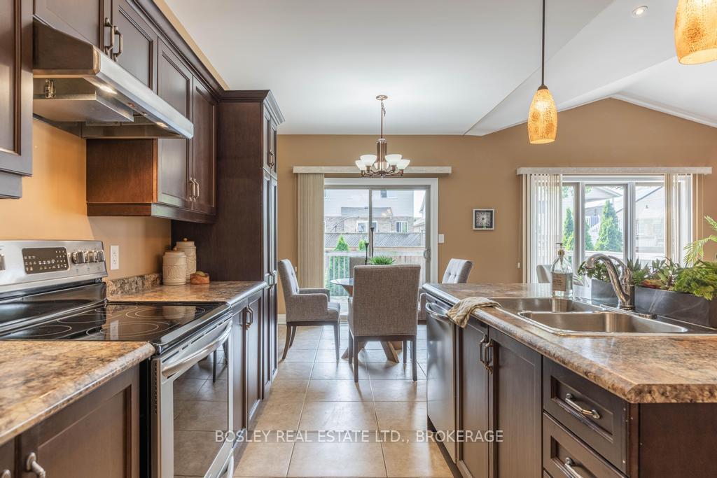 Photo 13 of Unit 8, 332 Pelham Road, St. Catharines, Rykert/Vansickle — HOMEH
