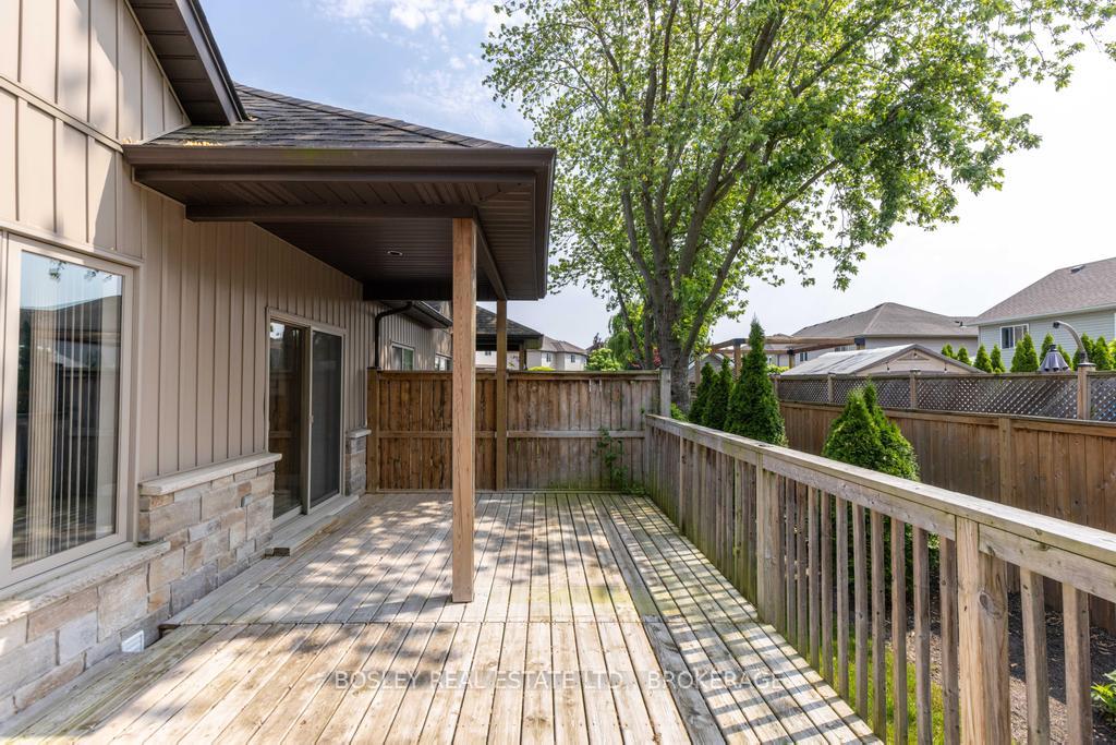 Photo 23 of Unit 8, 332 Pelham Road, St. Catharines, Rykert/Vansickle — HOMEH