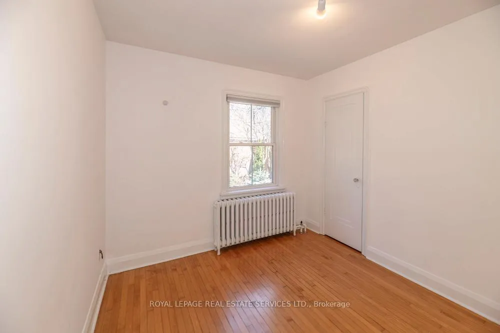 Photo 9 of 8 Macpherson Avenue, Toronto, Yonge-St. Clair — HOMEH