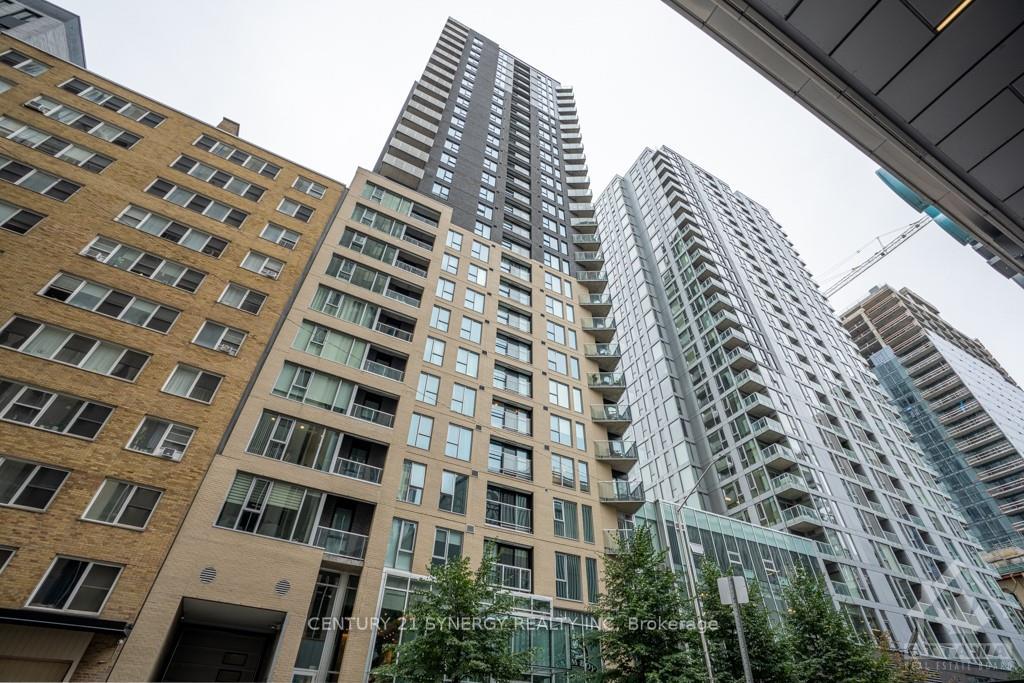 Front of Unit 403, 40 Nepean Street