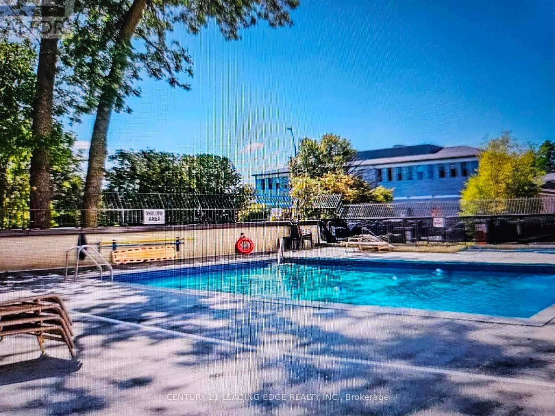 Photo 2 of Unit 811, 7811 Yonge Street, Markham, Thornhill — HOMEH