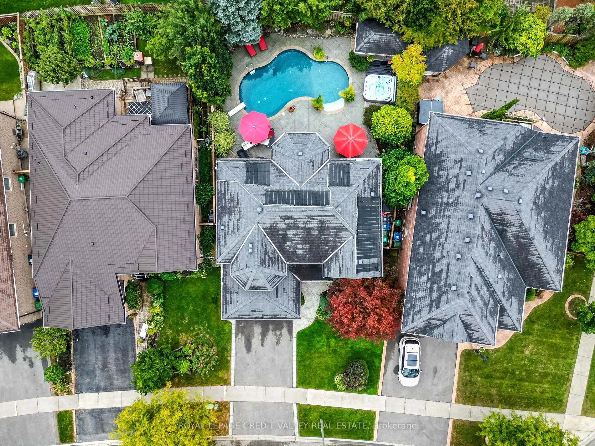 Photo 7 of 81 Pinebrook Circle, Caledon, Rural Caledon — HOMEH