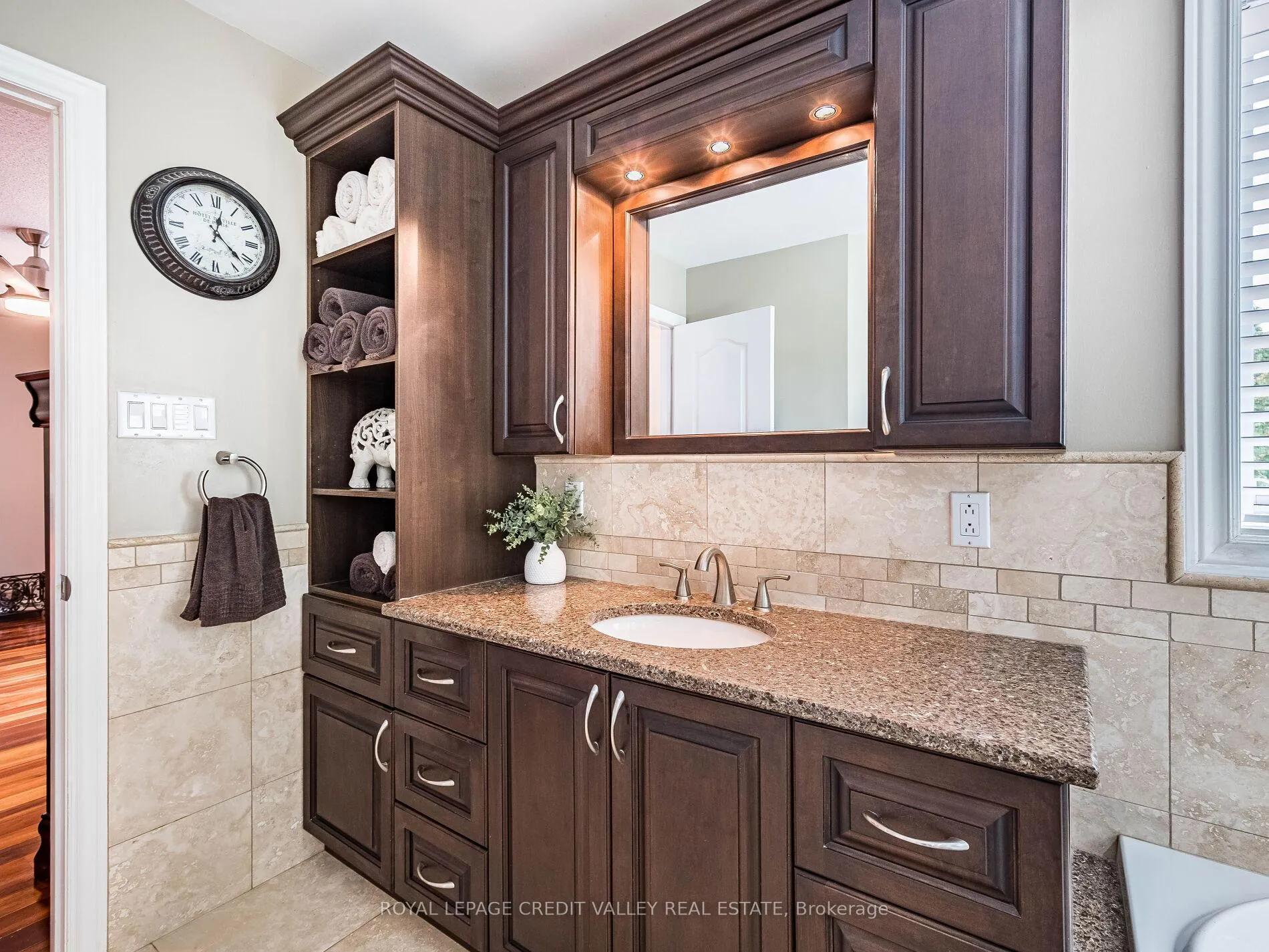 Photo 50 of 81 Pinebrook Circle, Caledon, Rural Caledon — HOMEH