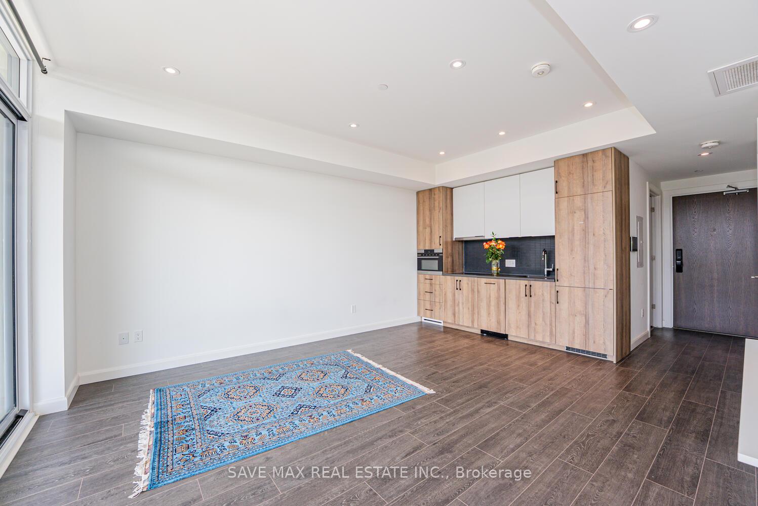 Photo 10 of Unit 411, 741 King Street W, Kitchener — HOMEH