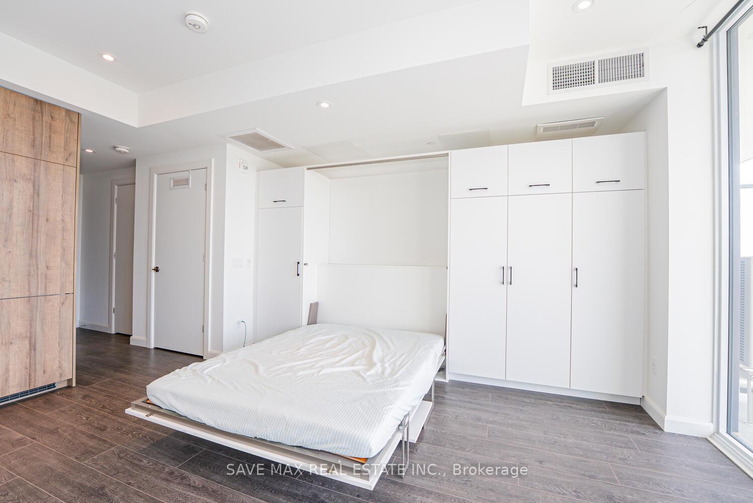 Photo 17 of Unit 411, 741 King Street W, Kitchener — HOMEH
