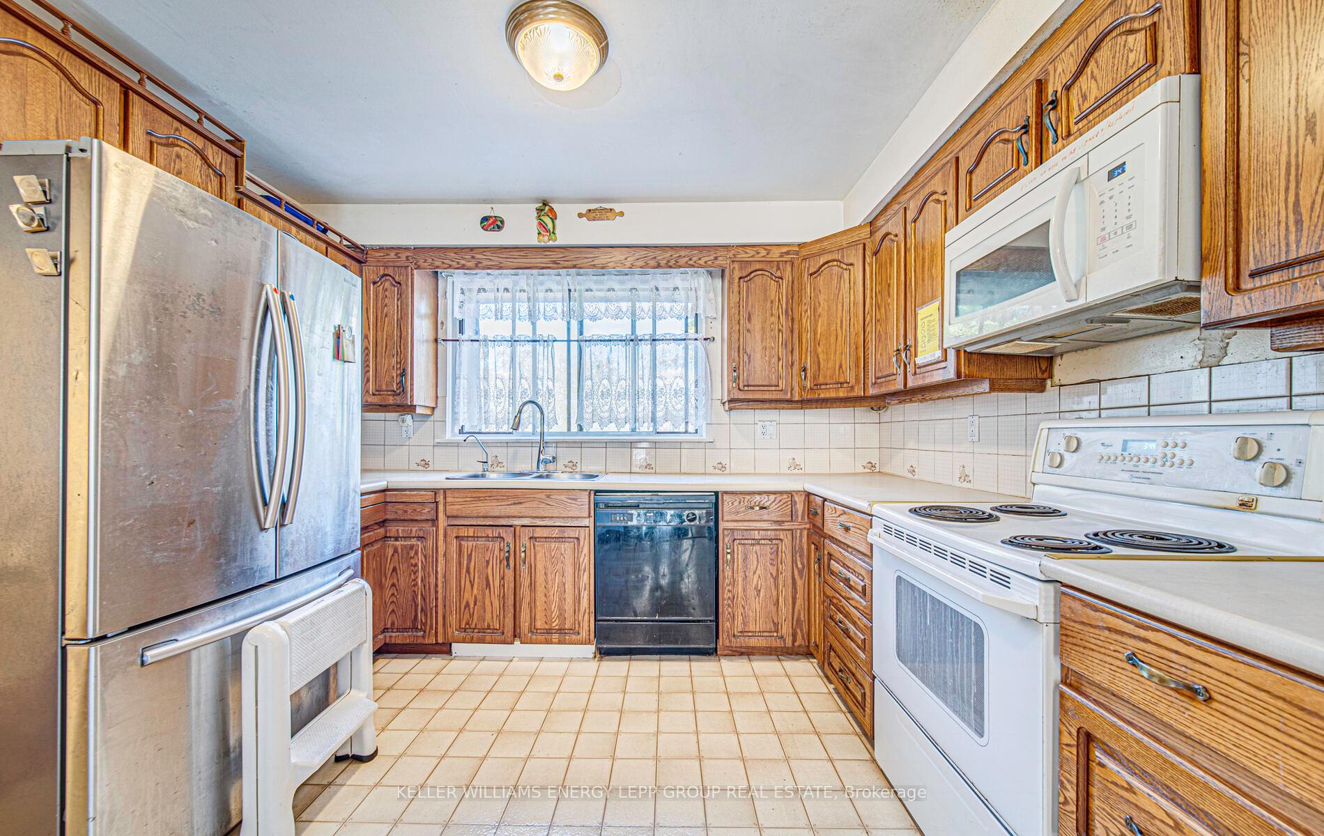 Photo 14 of Unit 8, 1370 Fieldlight Boulevard, Pickering, Liverpool — HOMEH