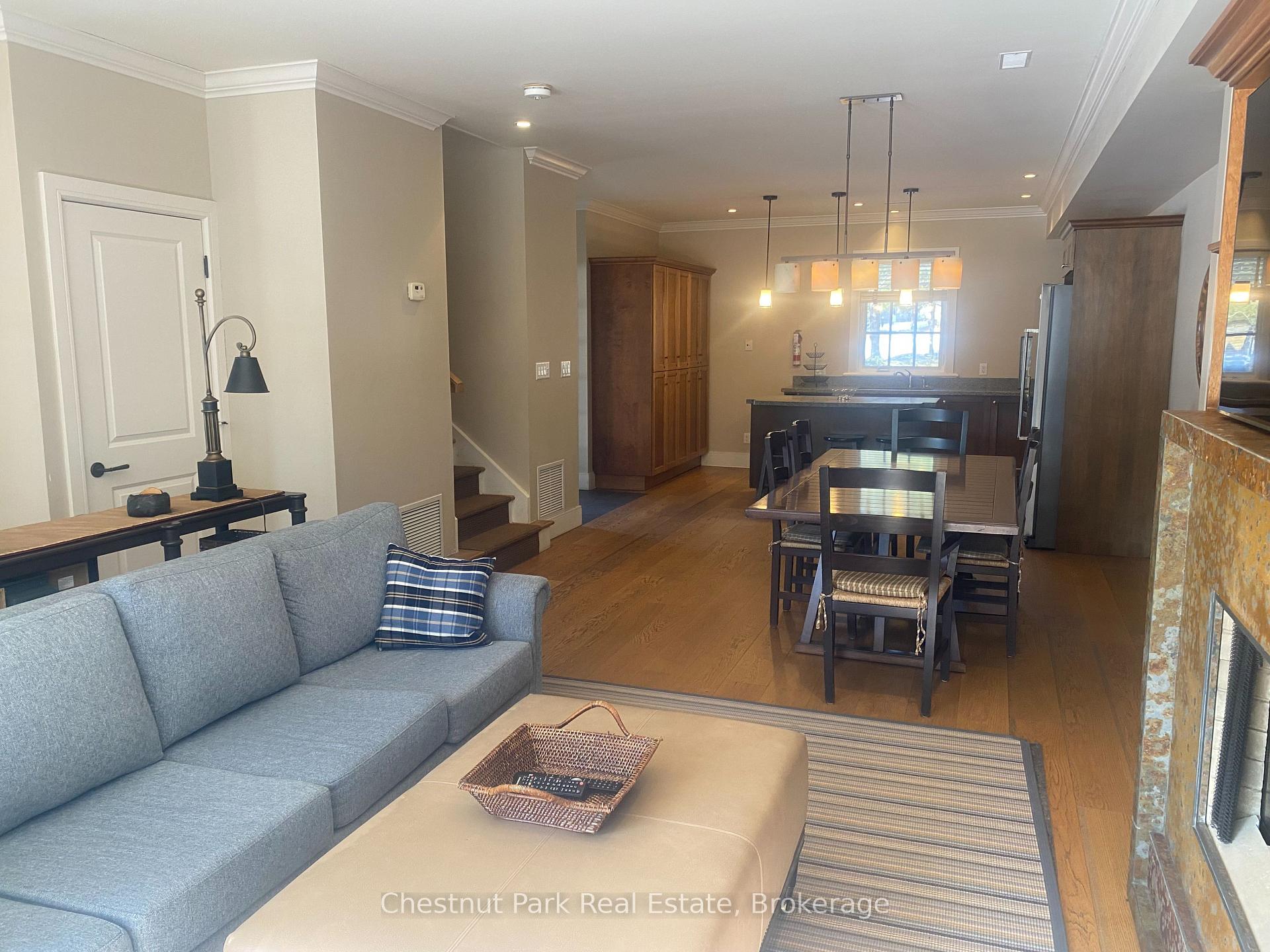 Photo 6 of Unit 14, 304 Emerald Hills Court, Seguin — HOMEH