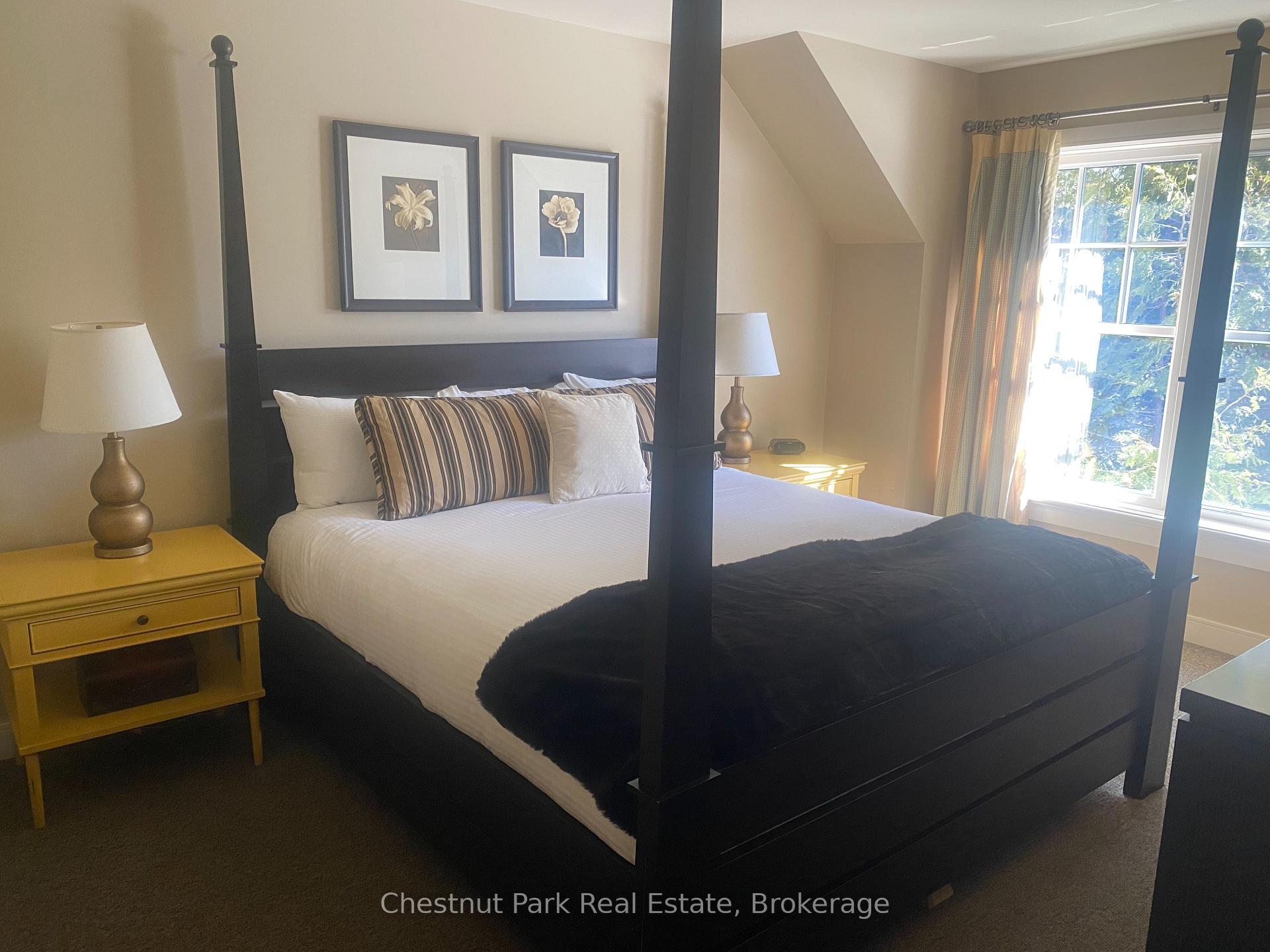 Photo 10 of Unit 14, 304 Emerald Hills Court, Seguin — HOMEH