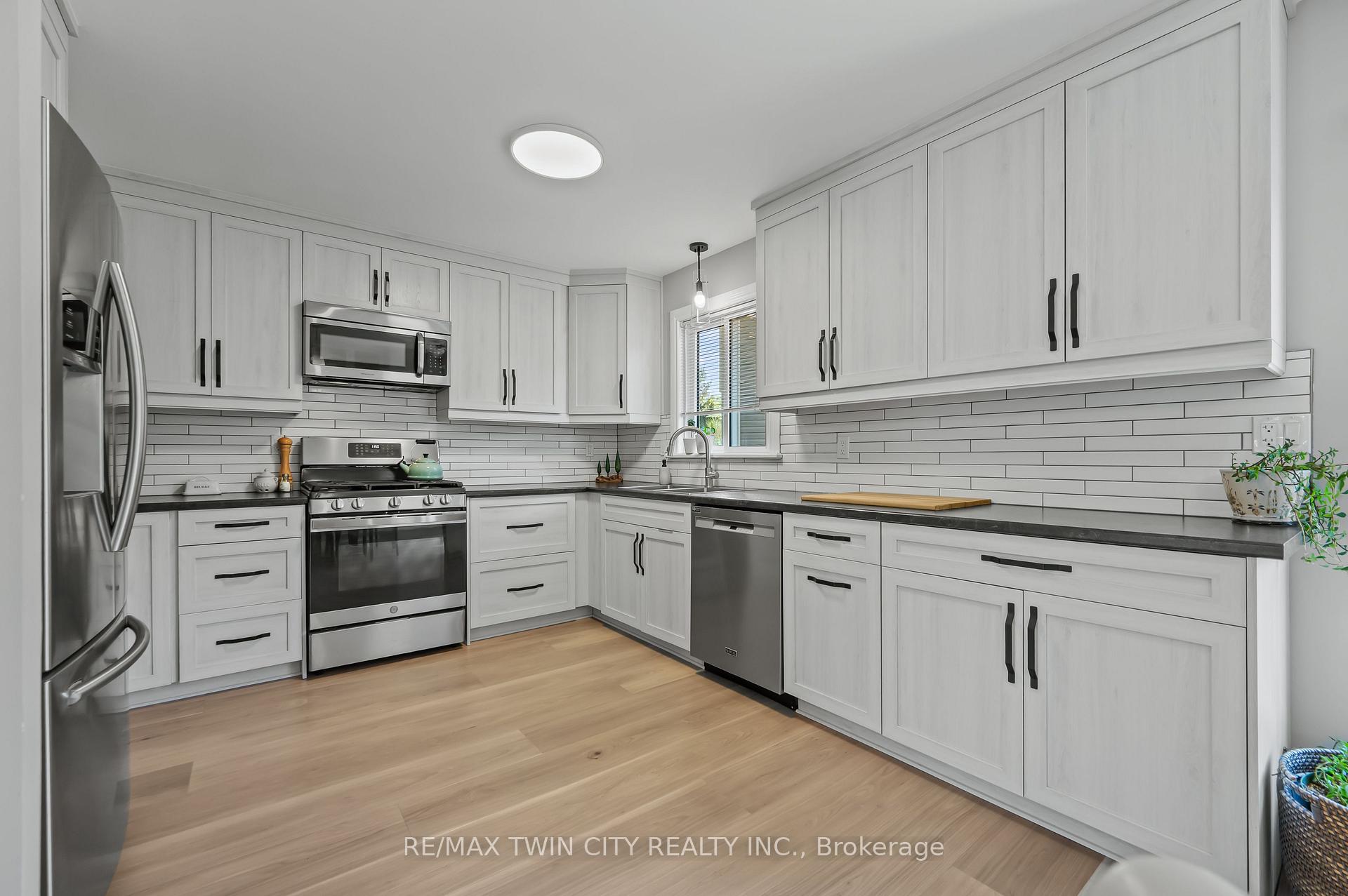 Photo 17 of Unit 43, 301 Carlow Road, Central Elgin, Rural Central Elgin — HOMEH