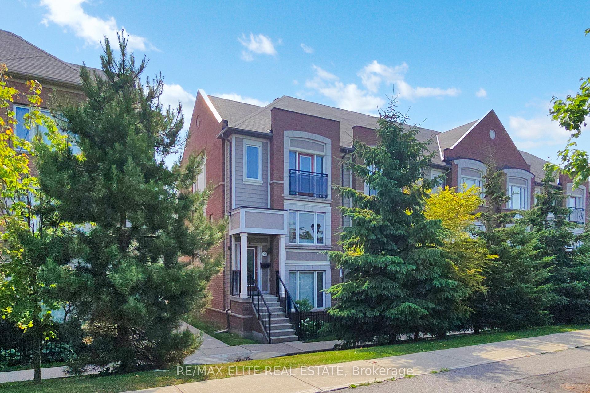 Photo 2 of 15931 Bayview Avenue, Aurora, Bayview Northeast — HOMEH