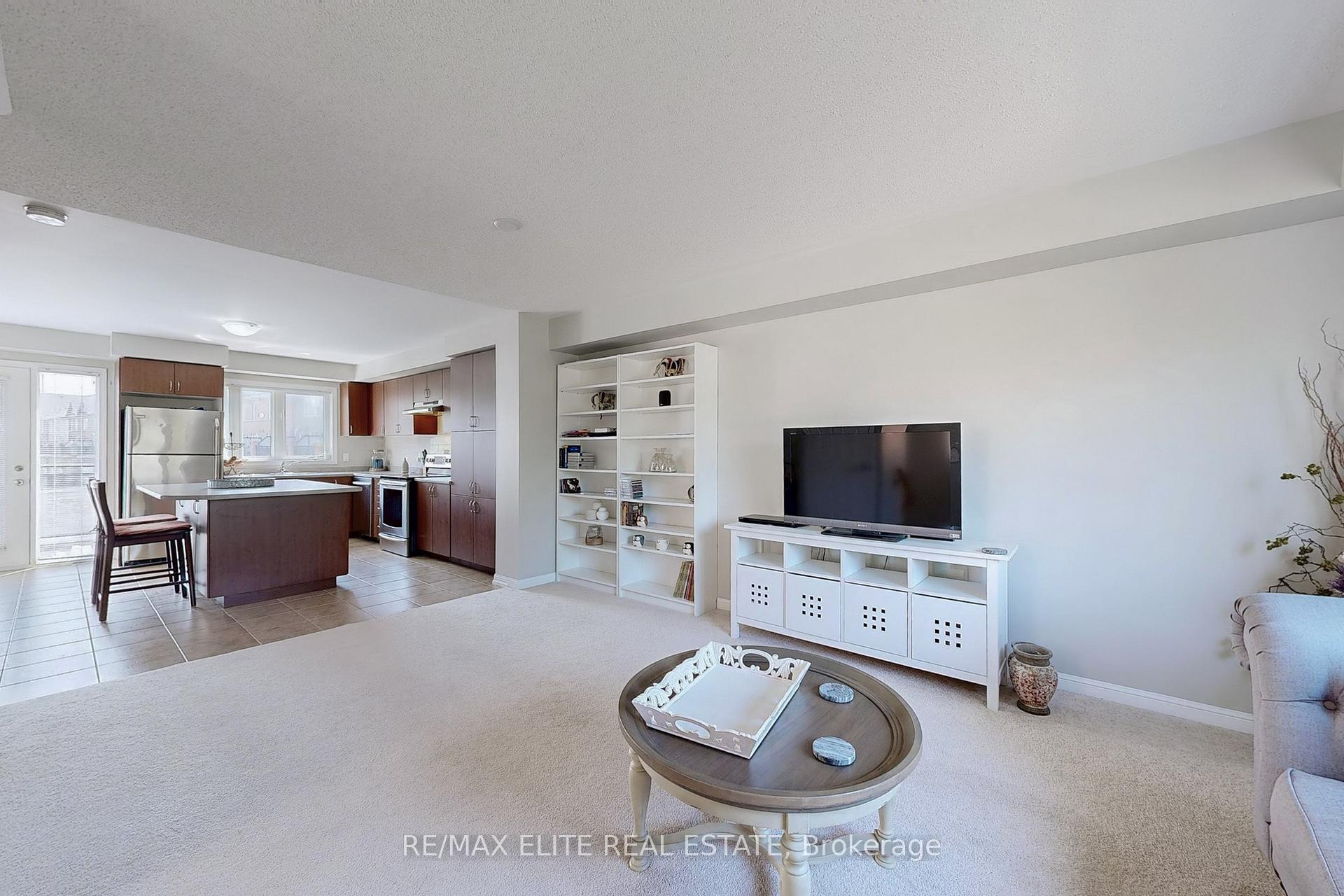 Photo 11 of 15931 Bayview Avenue, Aurora, Bayview Northeast — HOMEH