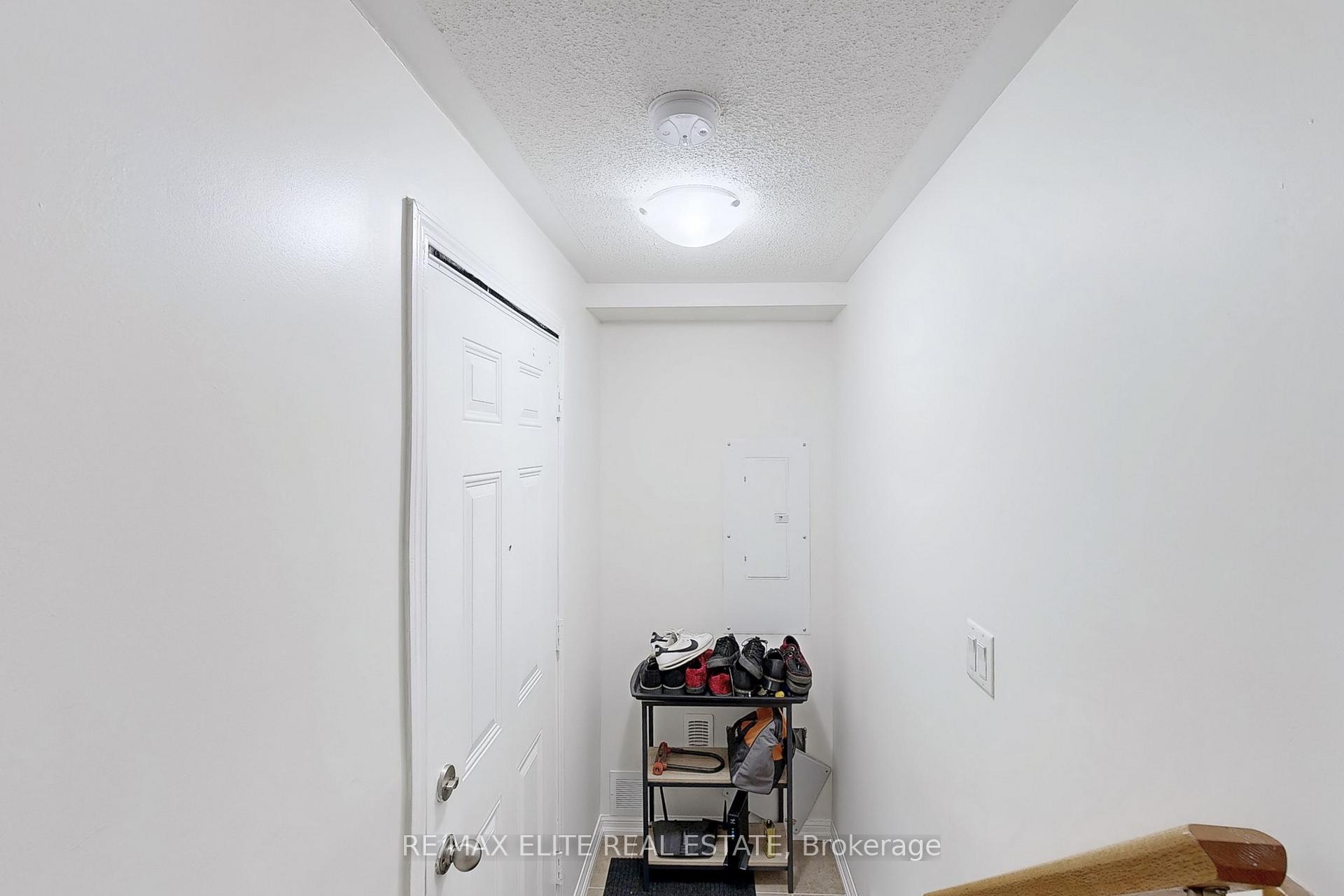 Photo 18 of 15931 Bayview Avenue, Aurora, Bayview Northeast — HOMEH