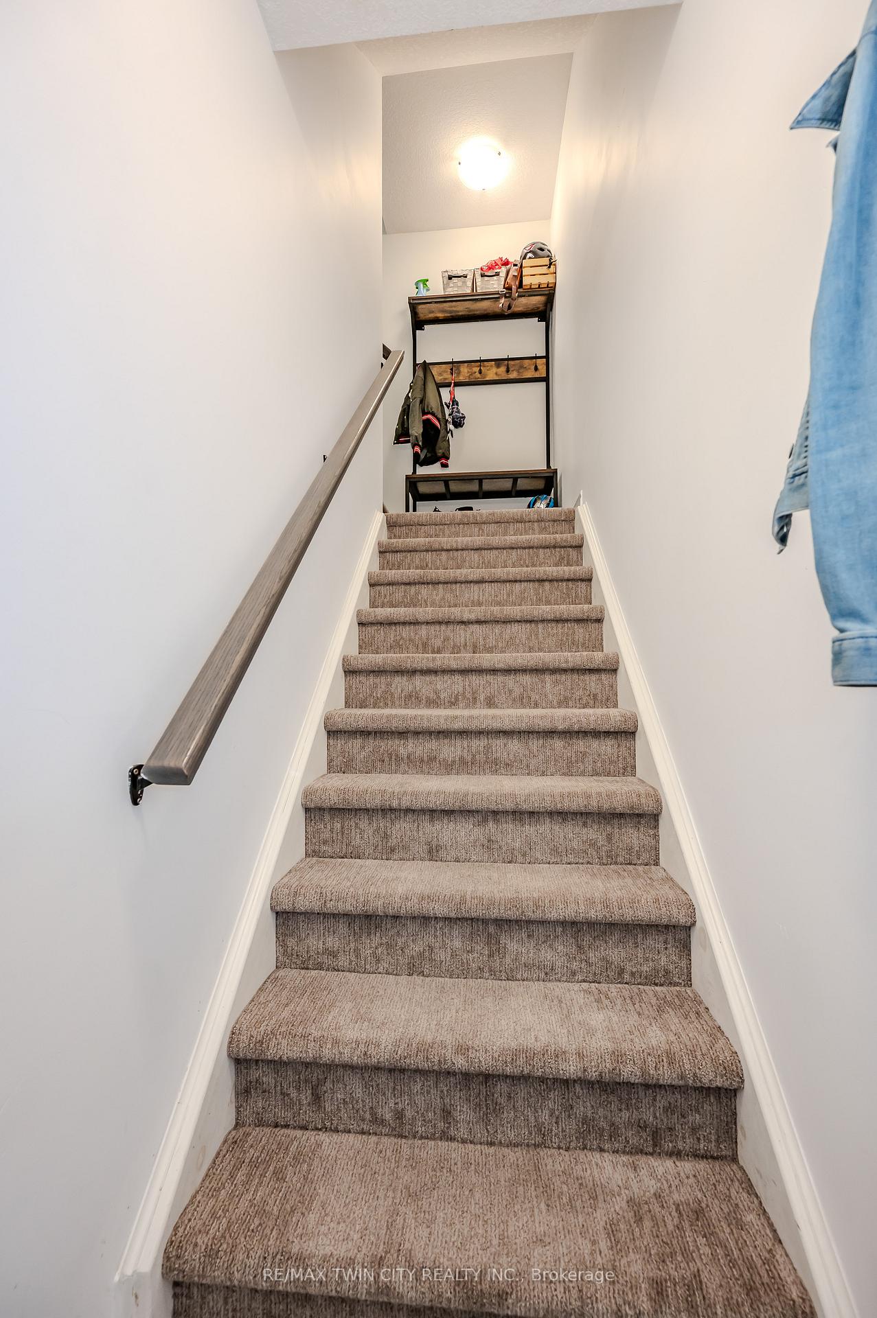 Photo 7 of Unit 5, 164 Heiman Street, Kitchener — HOMEH