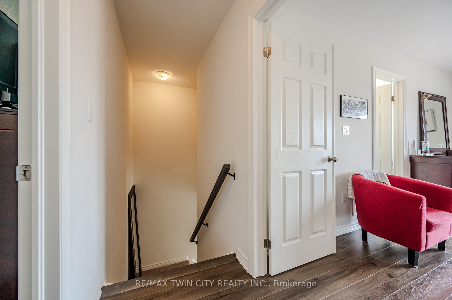 Photo 32 of Unit 5, 164 Heiman Street, Kitchener — HOMEH
