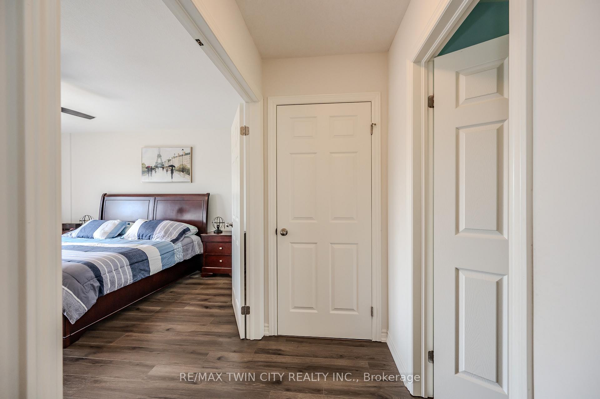 Photo 33 of Unit 5, 164 Heiman Street, Kitchener — HOMEH