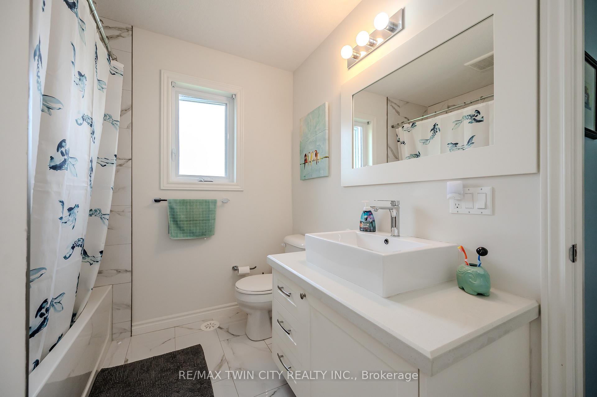 Photo 37 of Unit 5, 164 Heiman Street, Kitchener — HOMEH