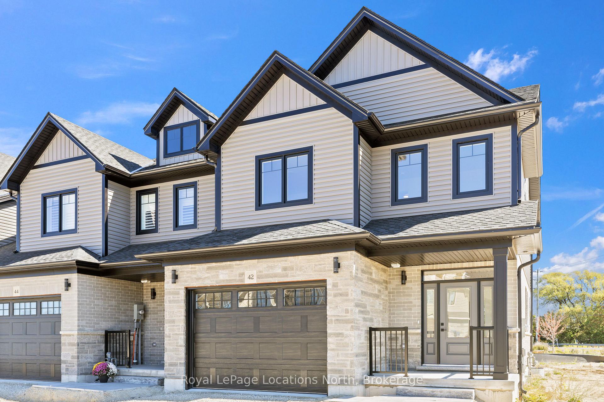 Photo 2 of 42 Swain Crescent, Collingwood — HOMEH