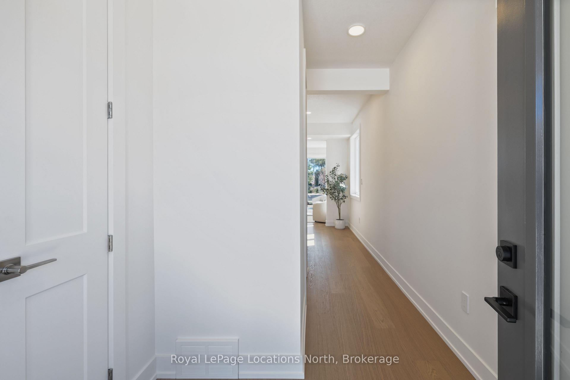 Photo 3 of 42 Swain Crescent, Collingwood — HOMEH