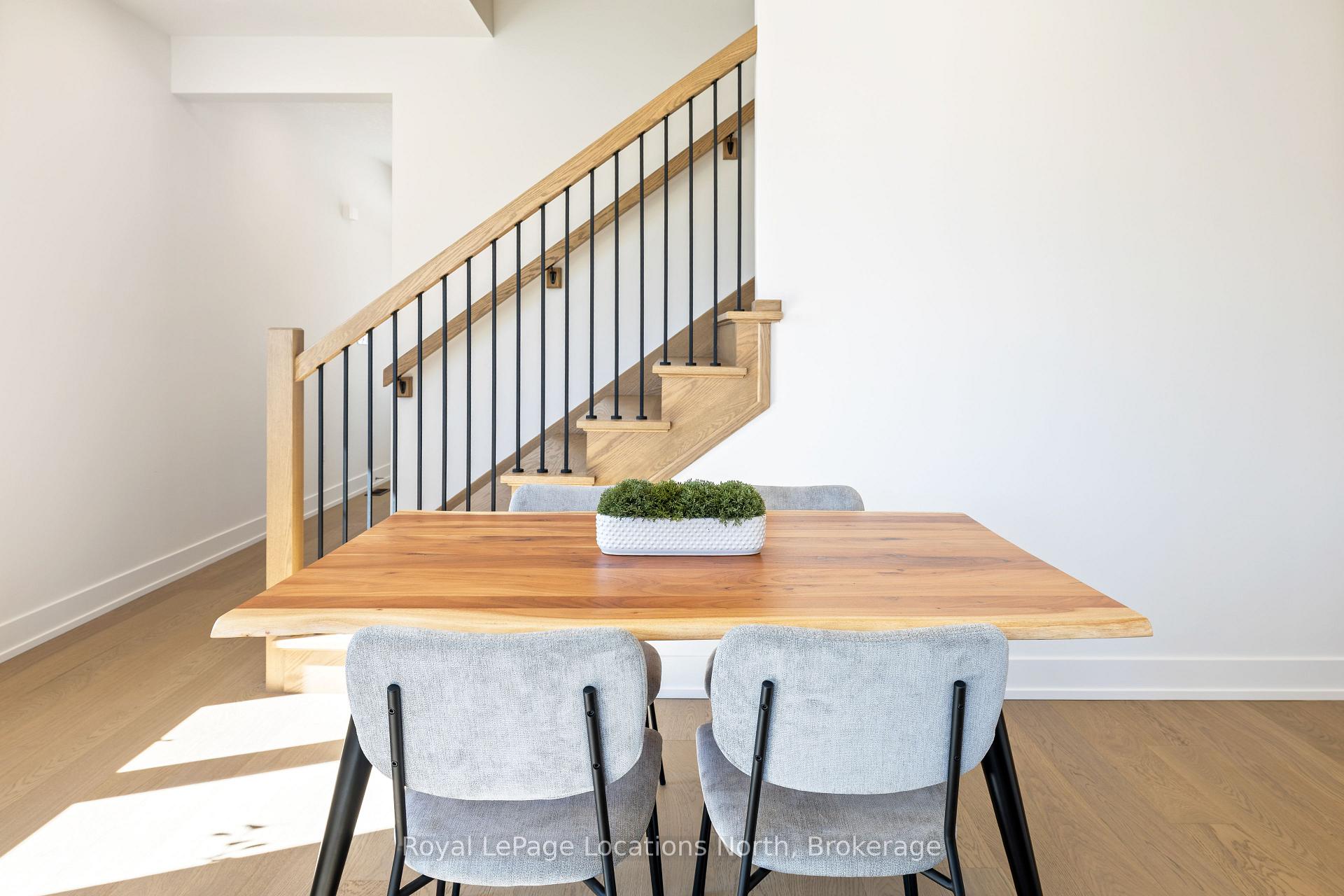 Photo 22 of 42 Swain Crescent, Collingwood — HOMEH